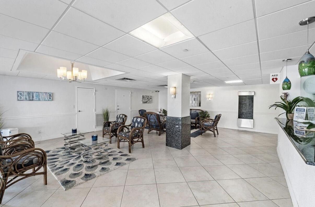 1500 S Ocean Boulevard 706, Lauderdale-By-The-Sea Unit: 706