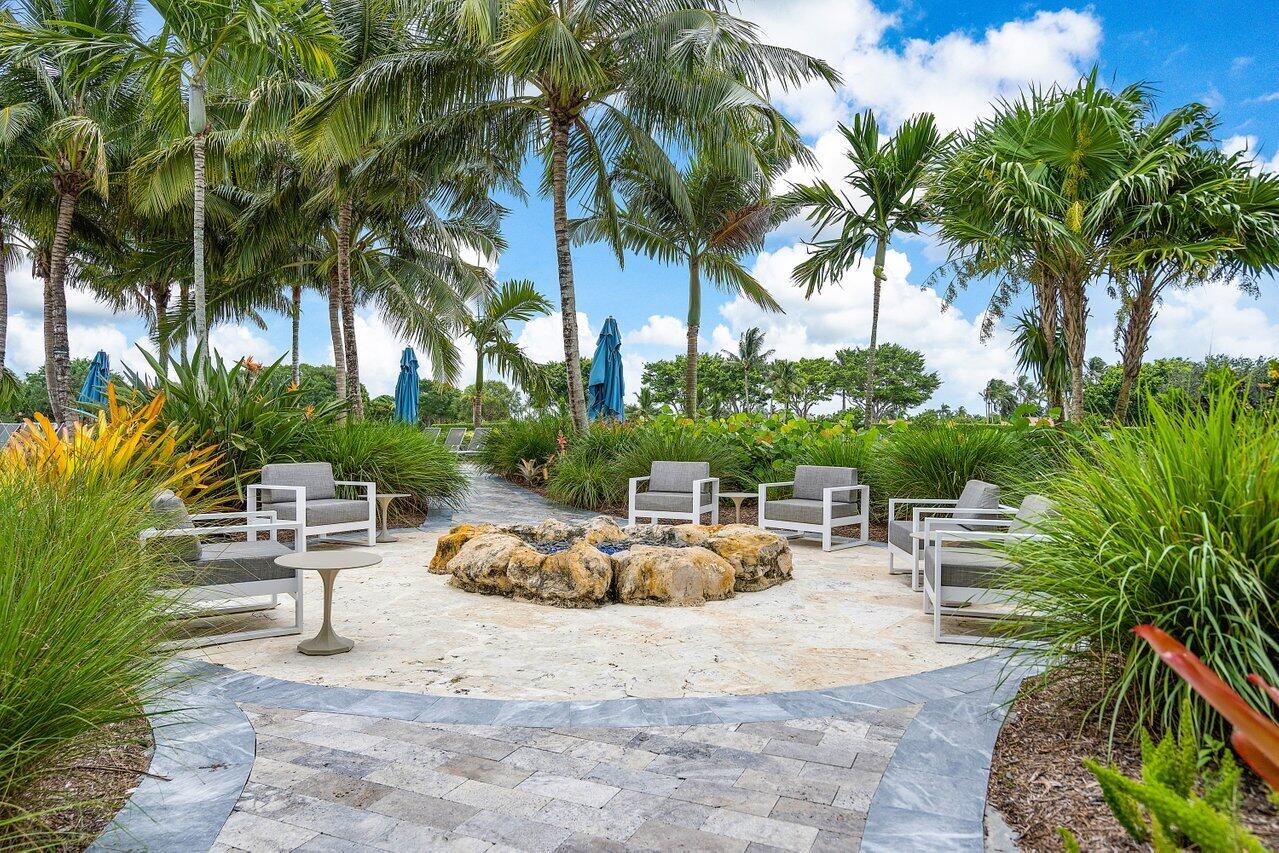5785 Regency Circle E