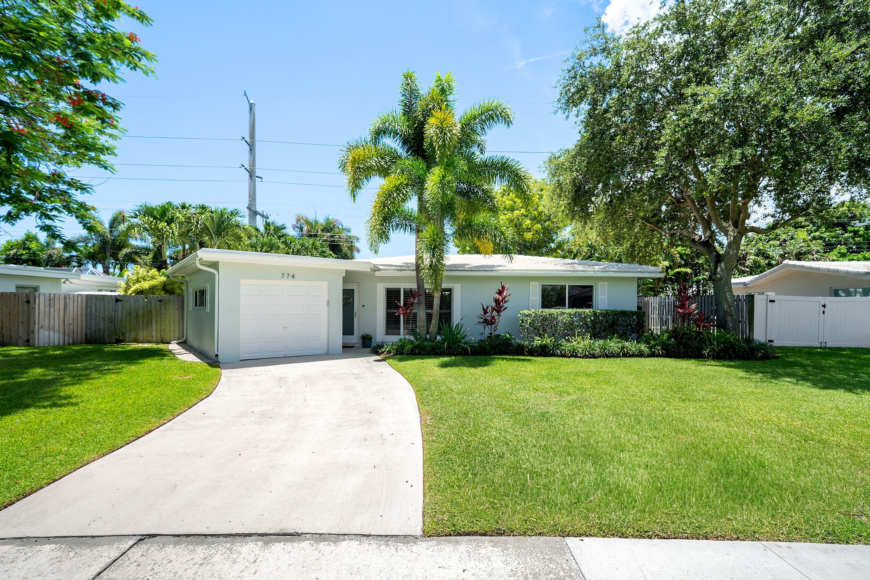 774 SW 7th Street