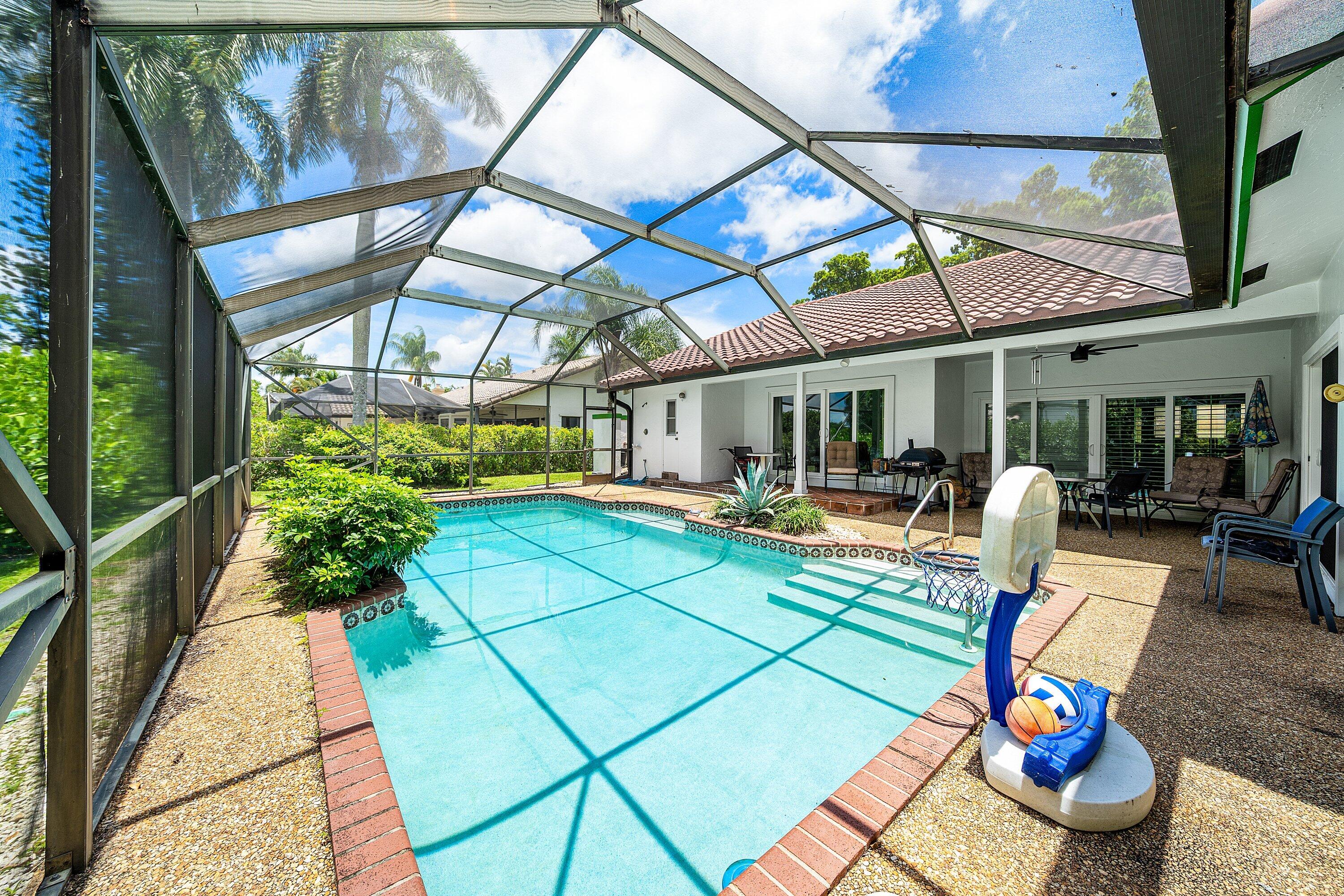 2601 NW 27th Terrace