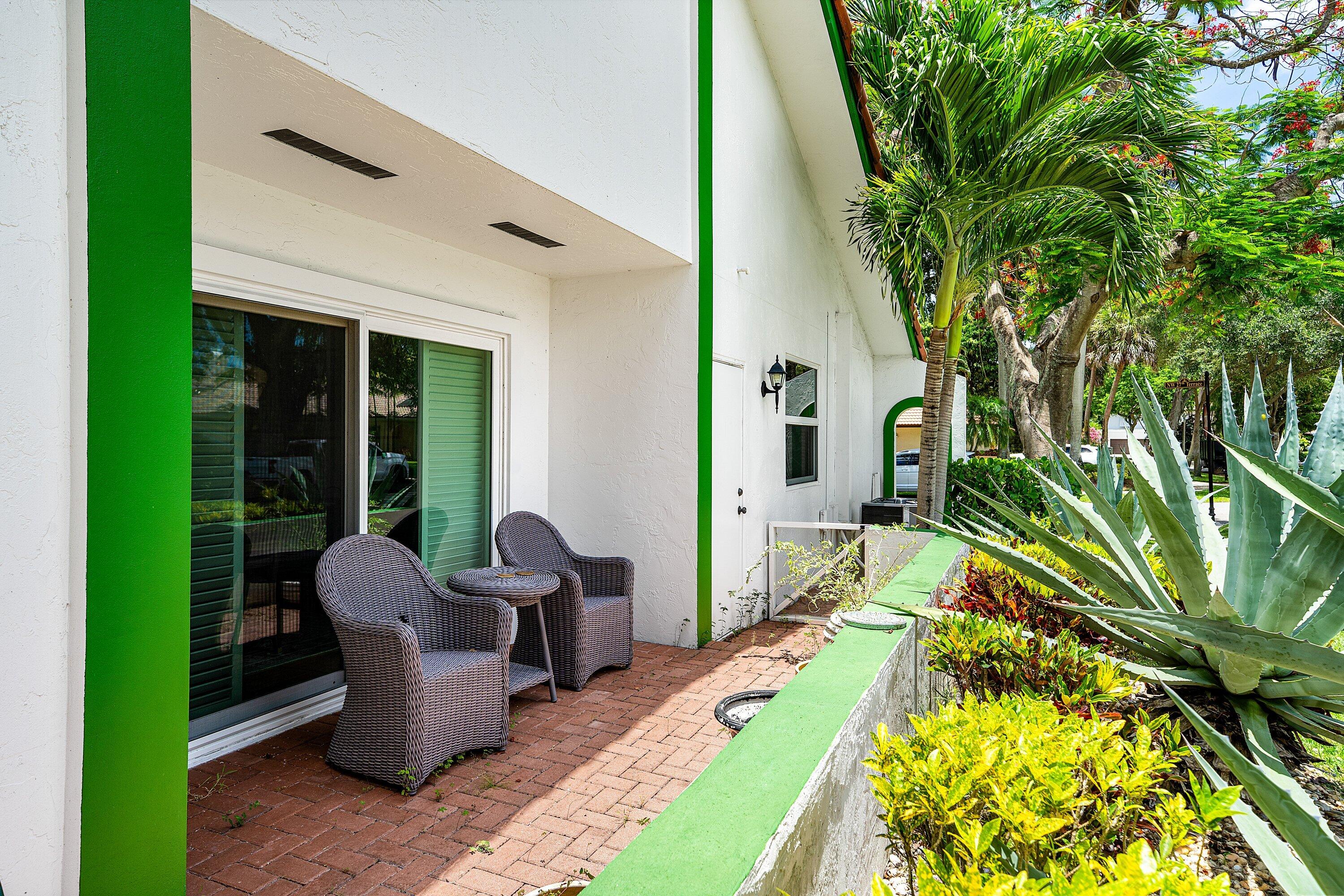 2601 NW 27th Terrace