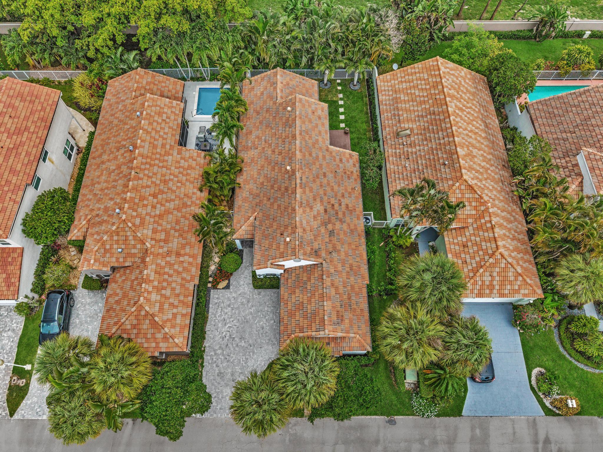 6207 La Vida Terrace