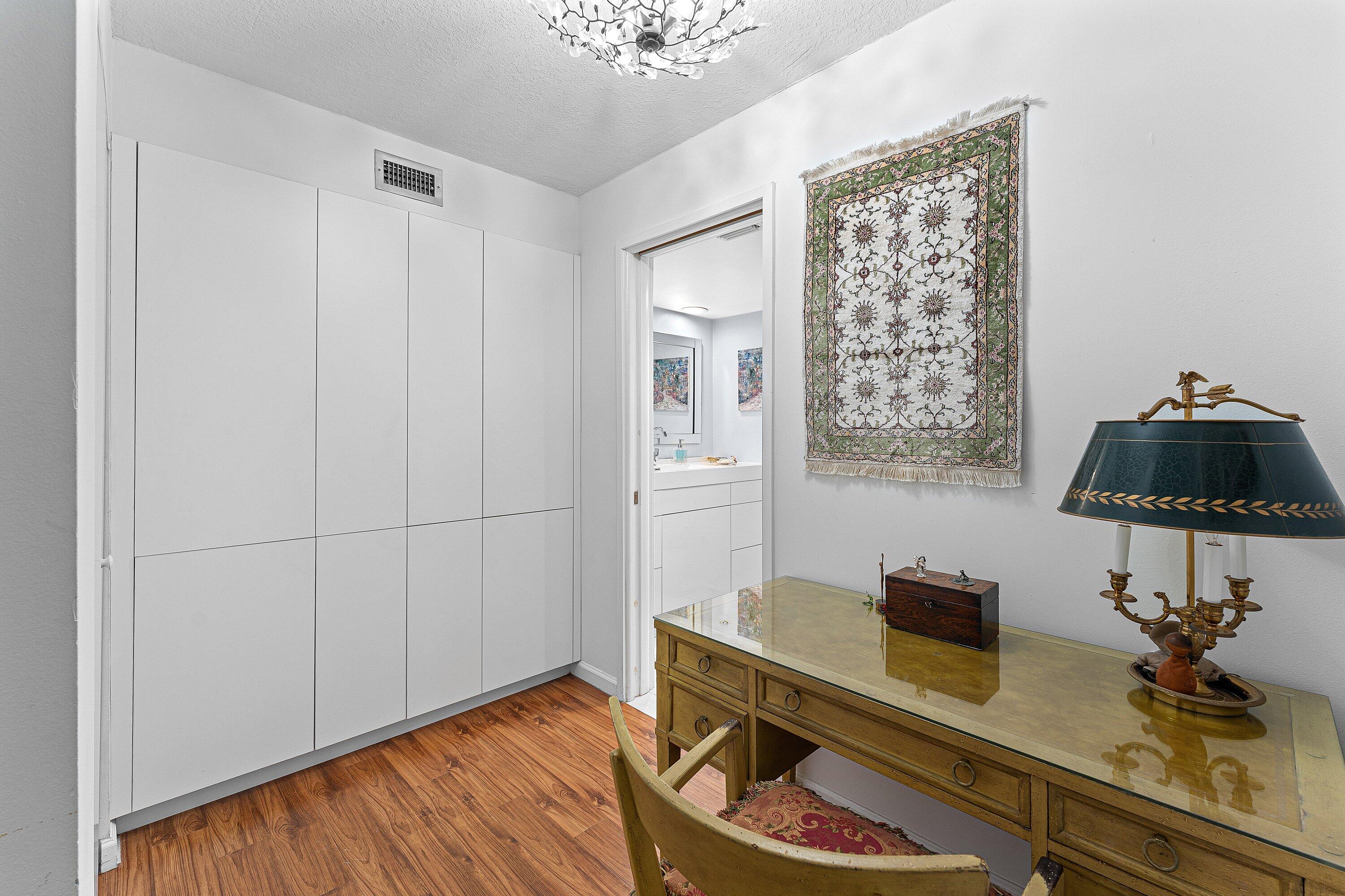 6864 Willow Wood Drive 405