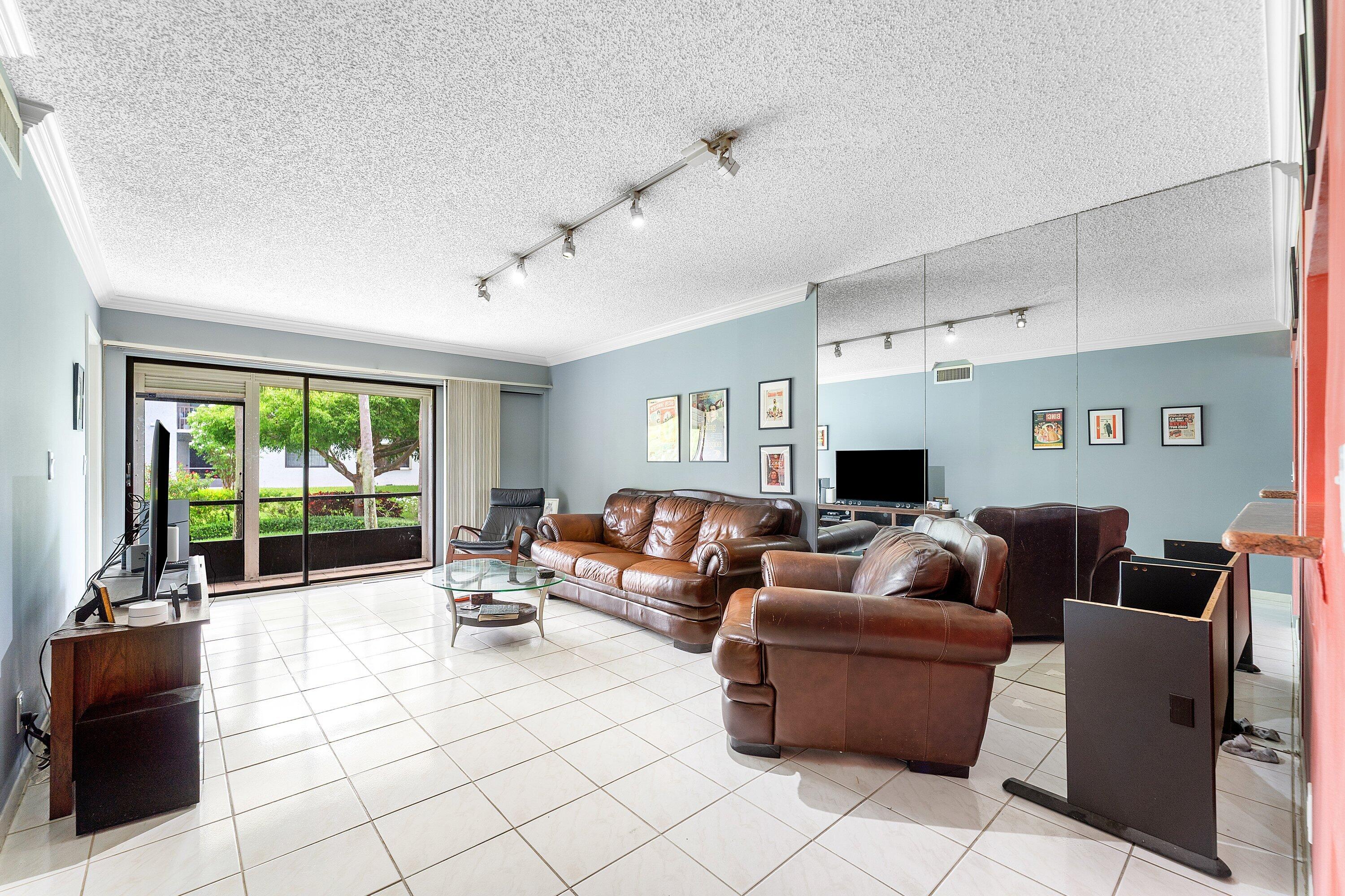 105 Tropic Isle Drive Apt 22d