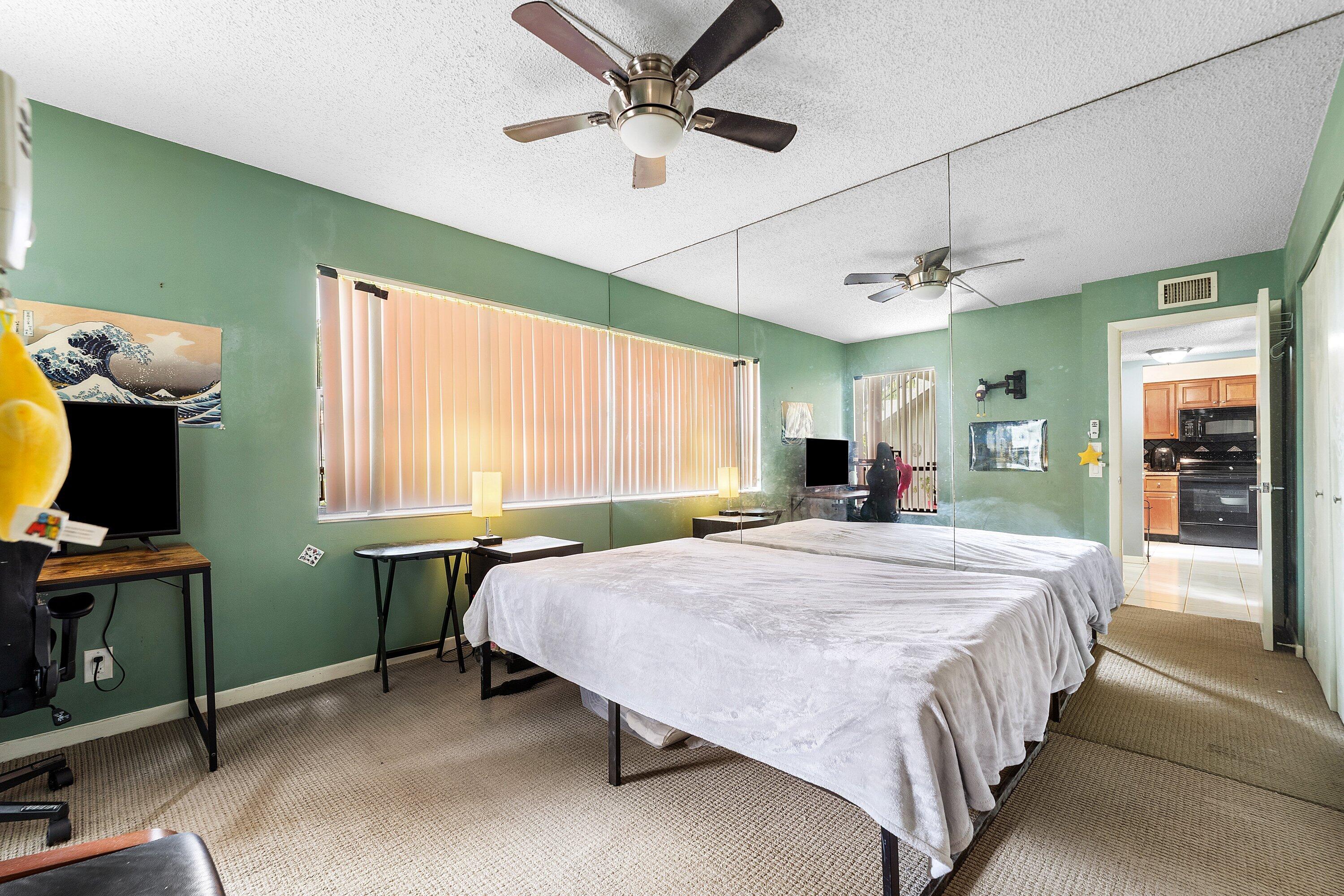 105 Tropic Isle Drive Apt 22d