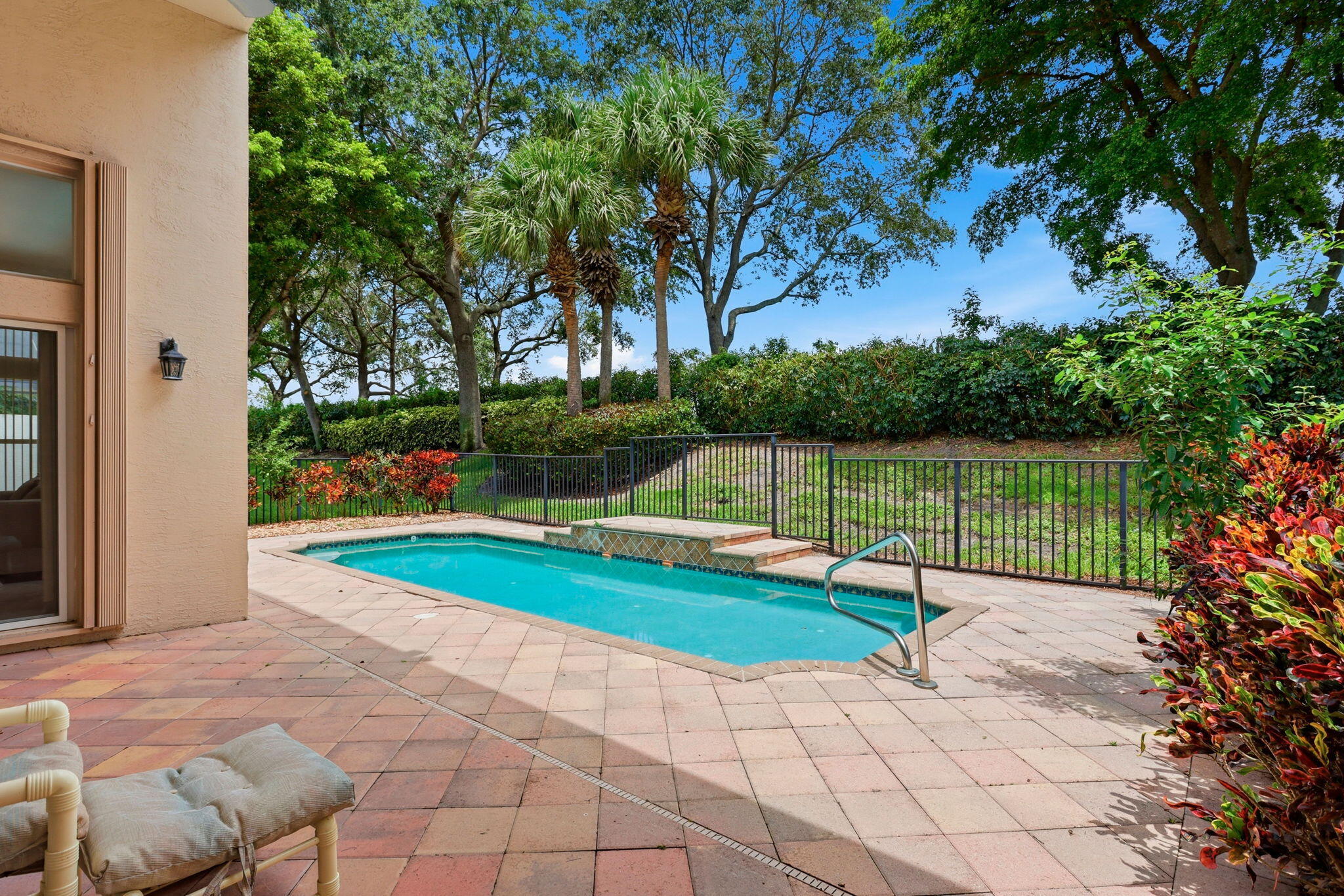 7007 Imperial Beach Circle