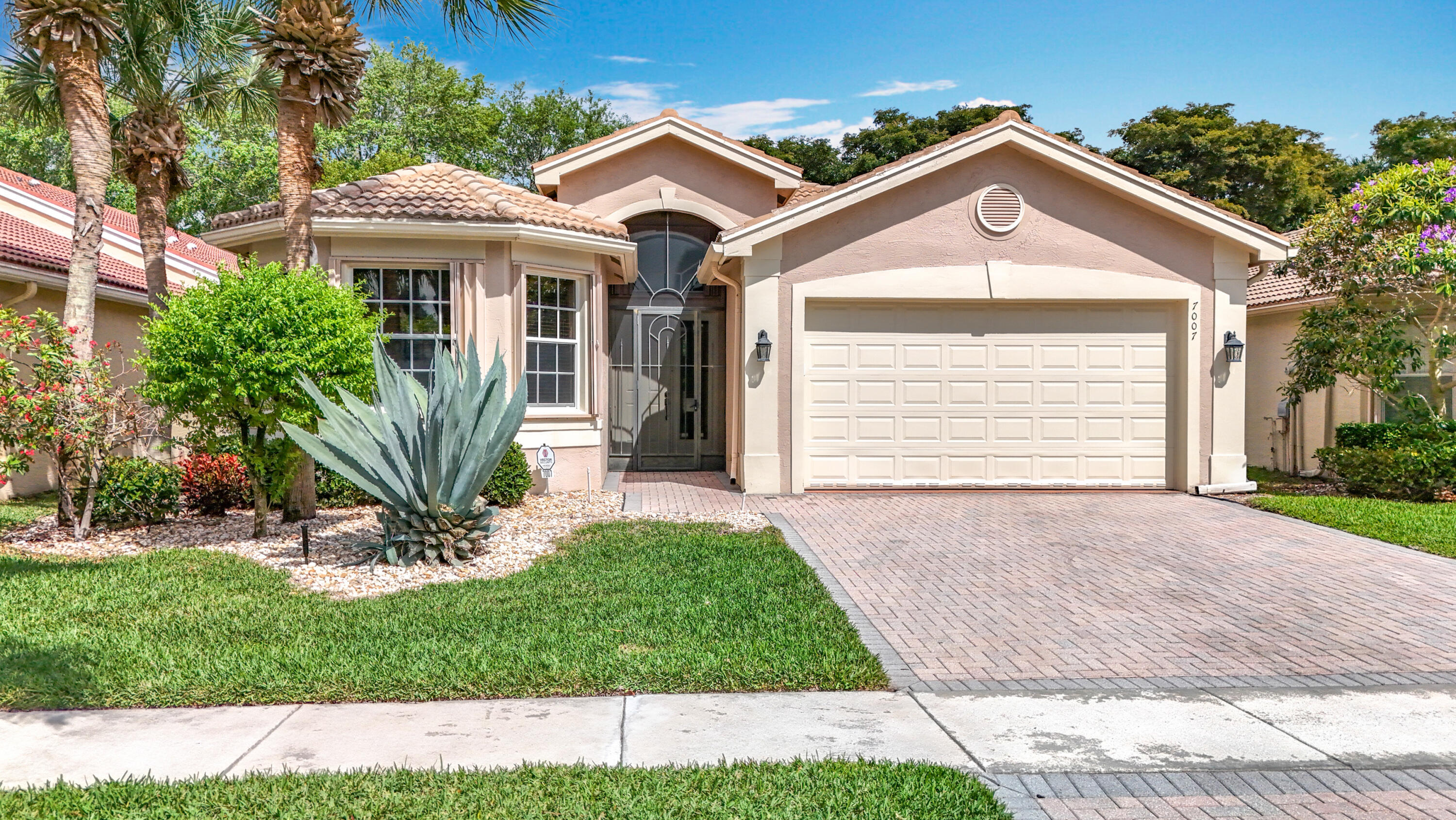 7007 Imperial Beach Circle