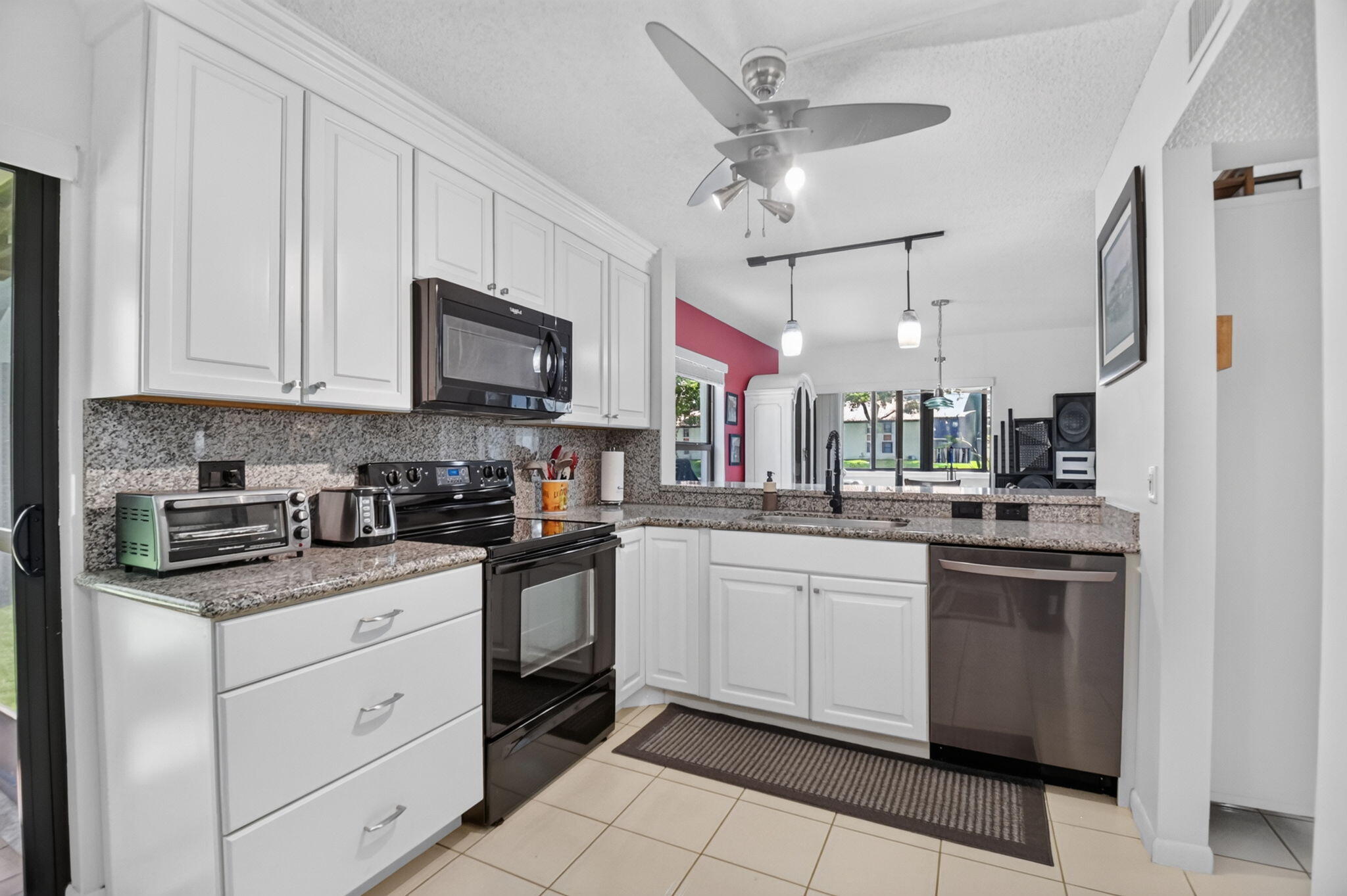 10640 Tropic Palm Avenue 101