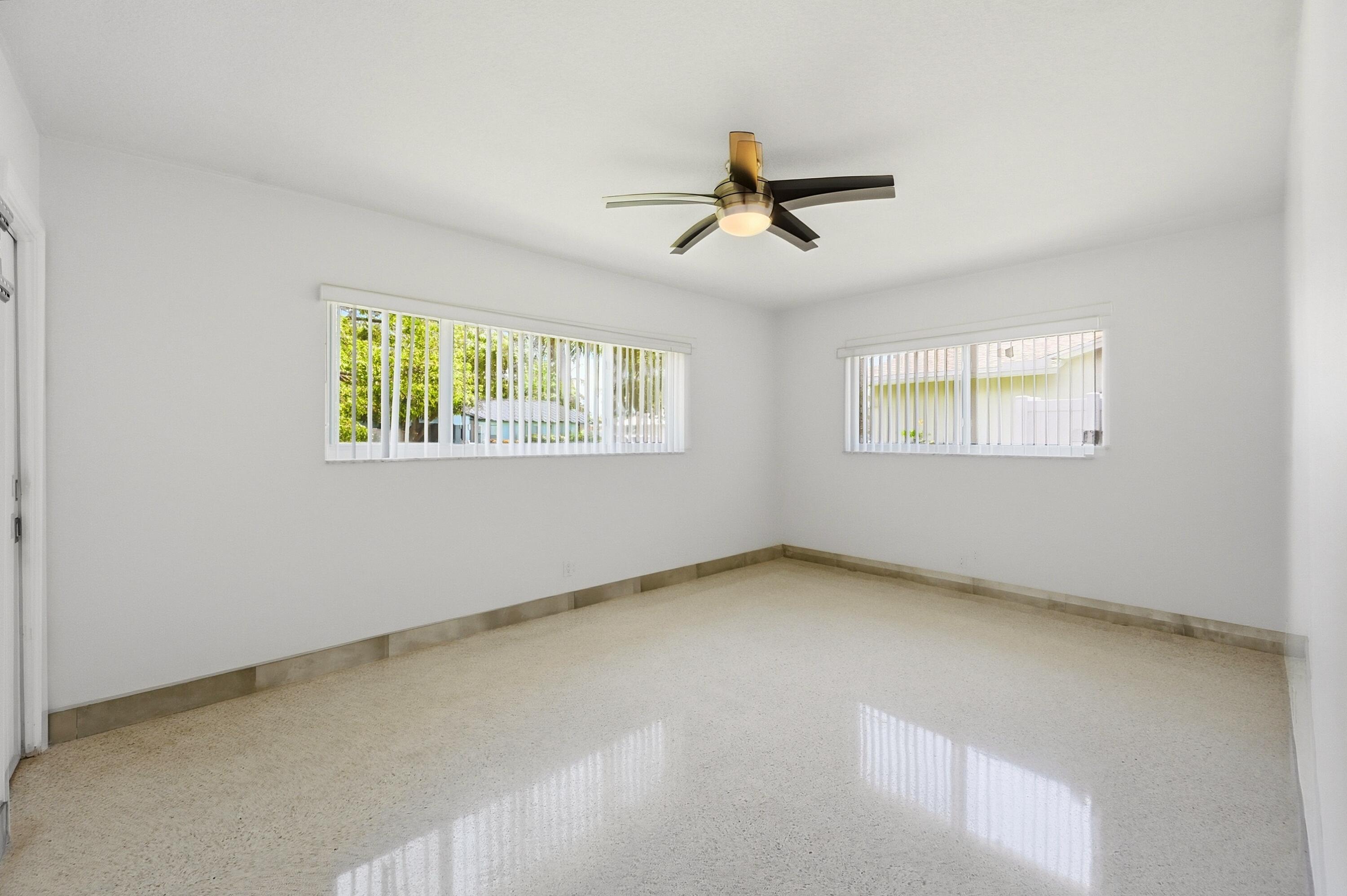 200 NE 28th Terrace