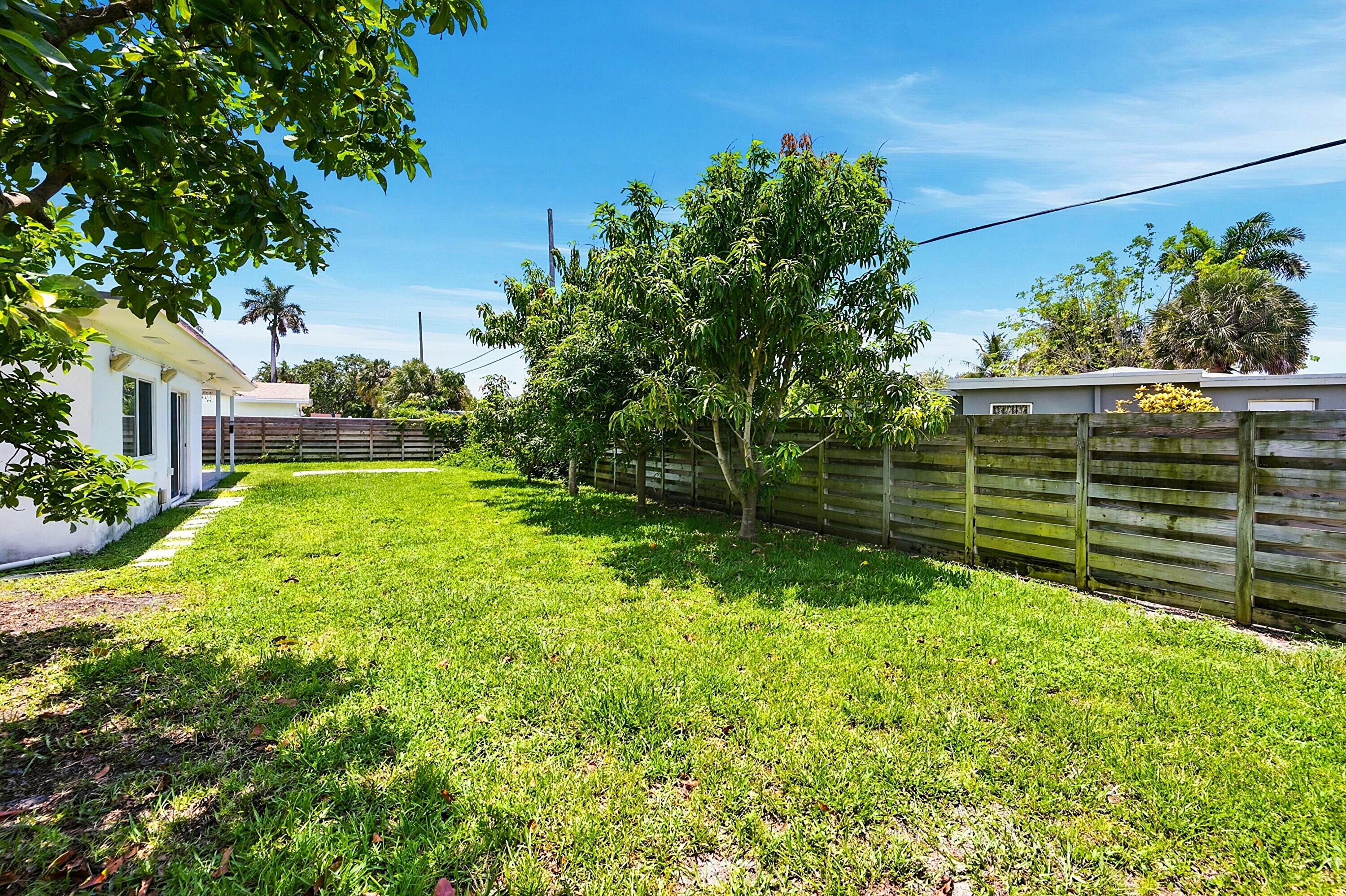 200 NE 28th Terrace