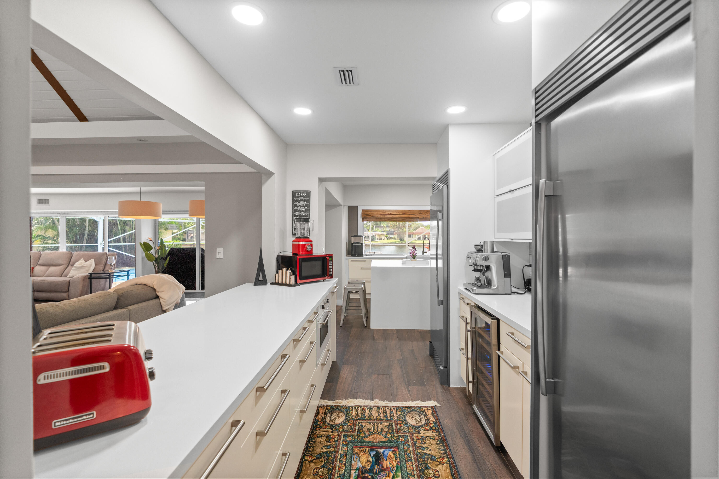 6106 ROYAL POINCIANA Lane