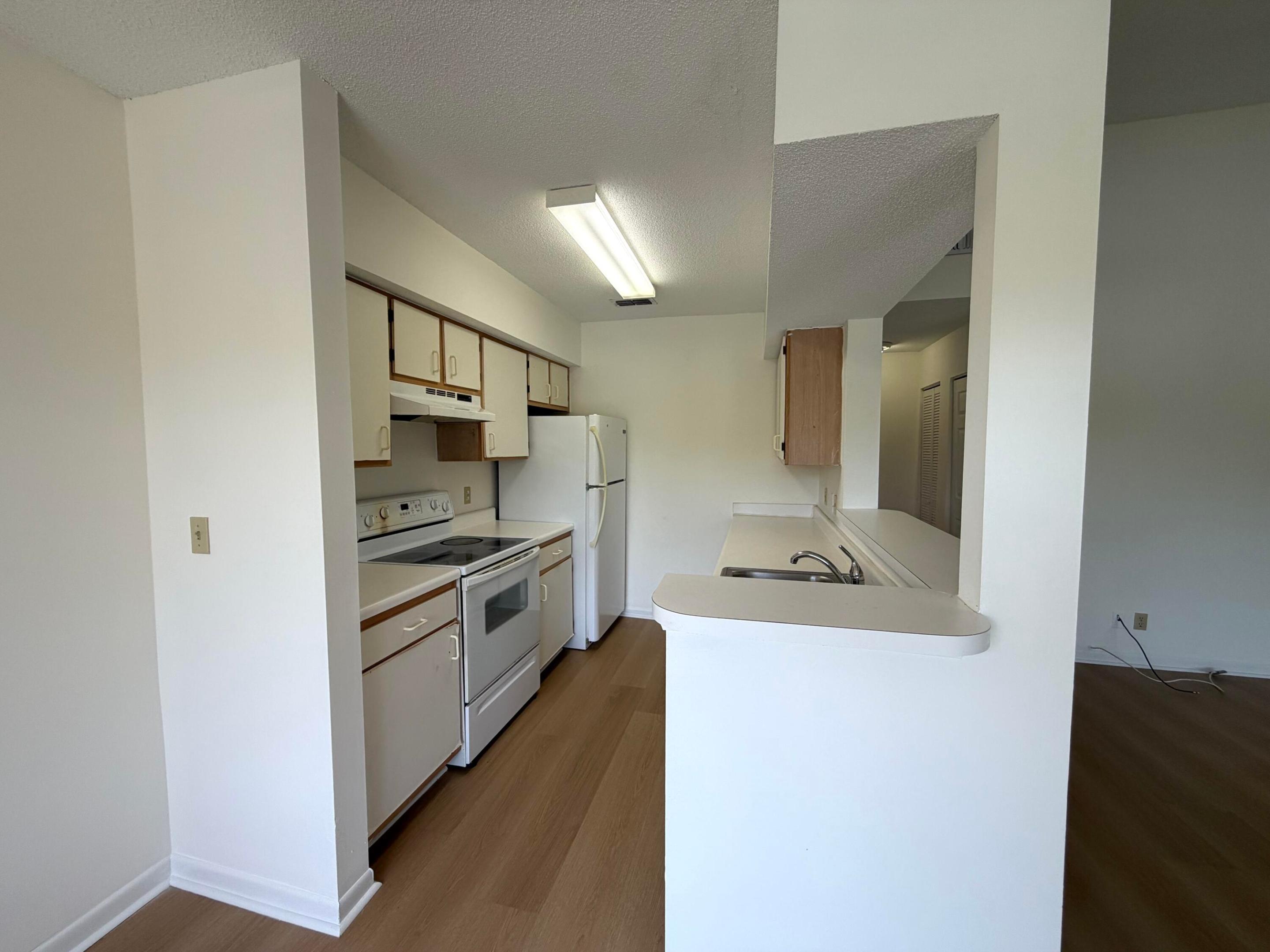 815 W Boynton Beach Boulevard Unit: 12-203