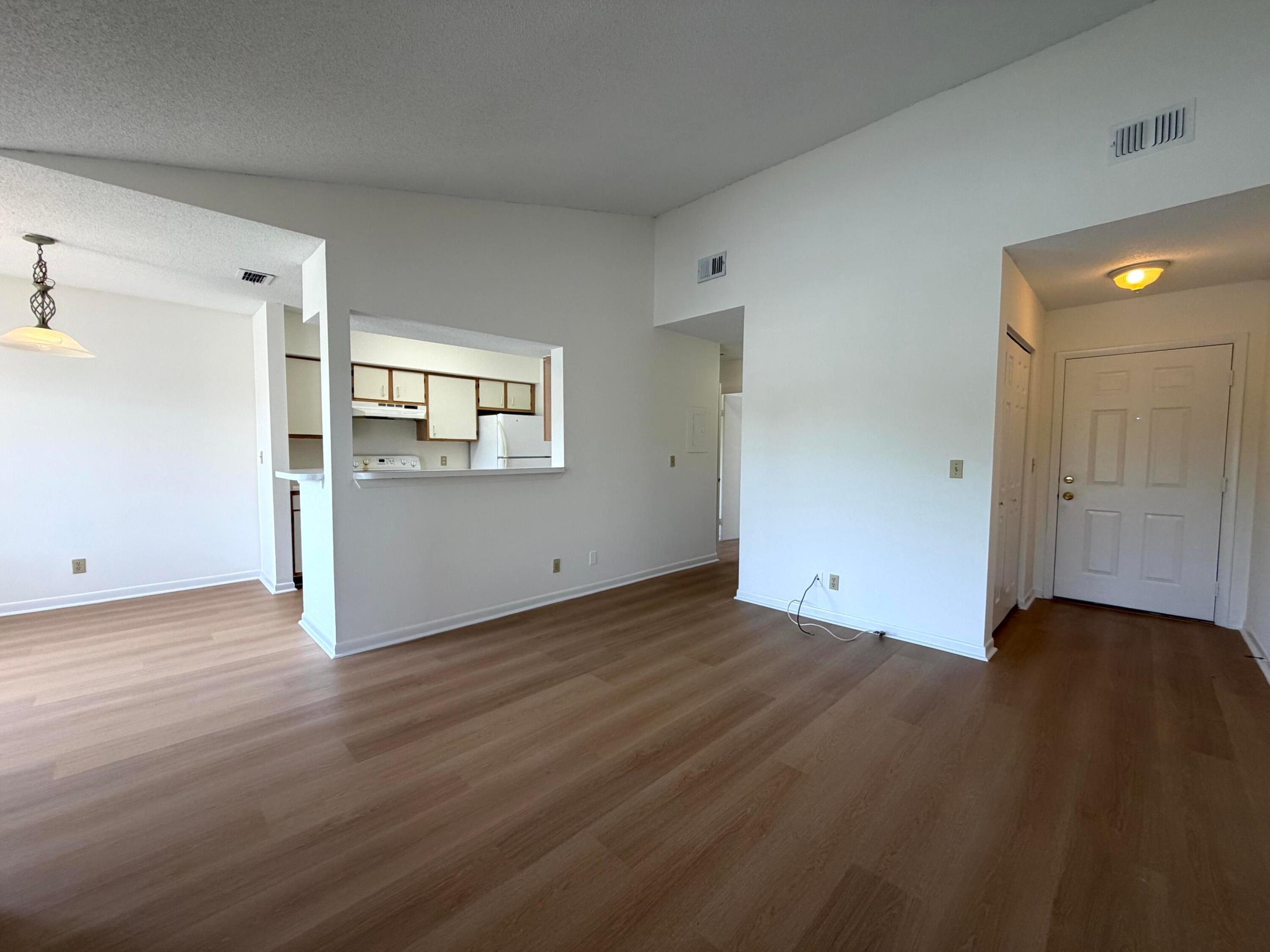 815 W Boynton Beach Boulevard Unit: 12-203