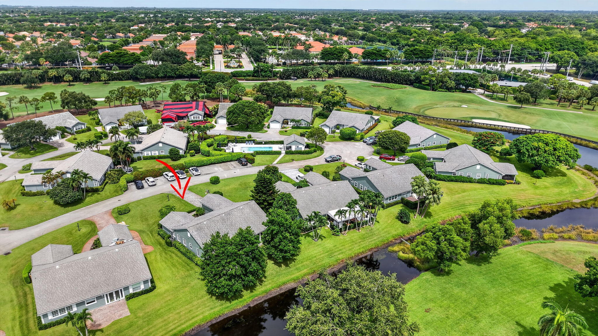 15 Holly Villas