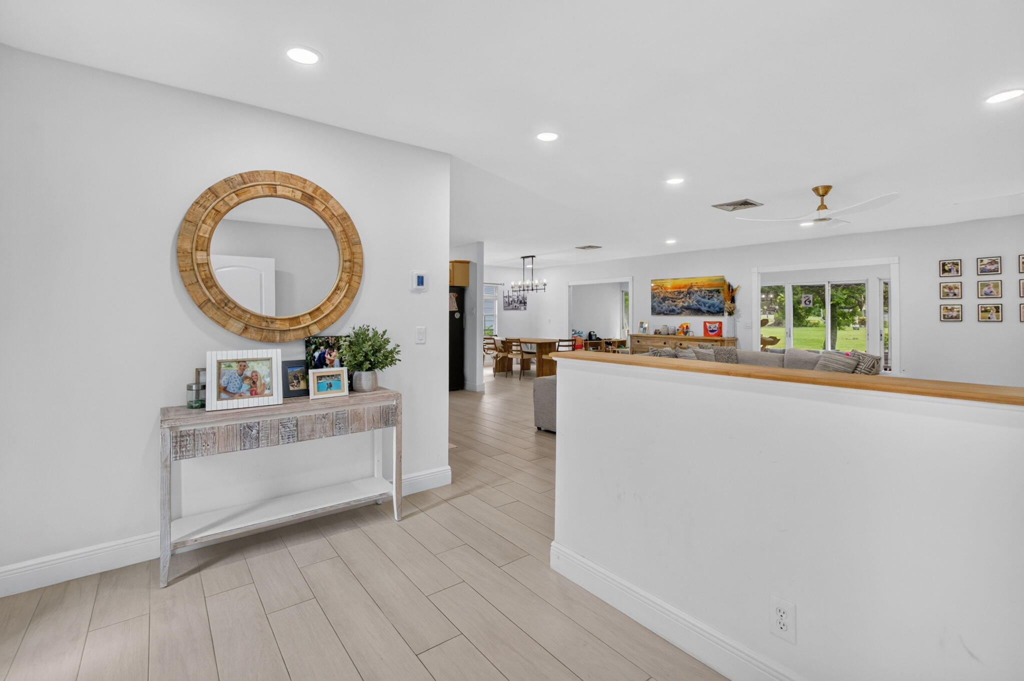 15 Holly Villas