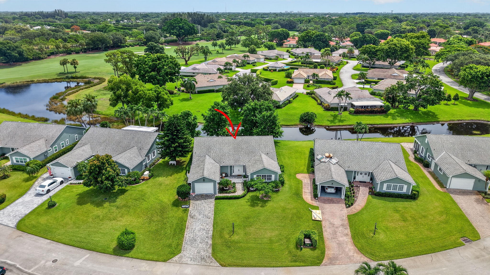 15 Holly Villas