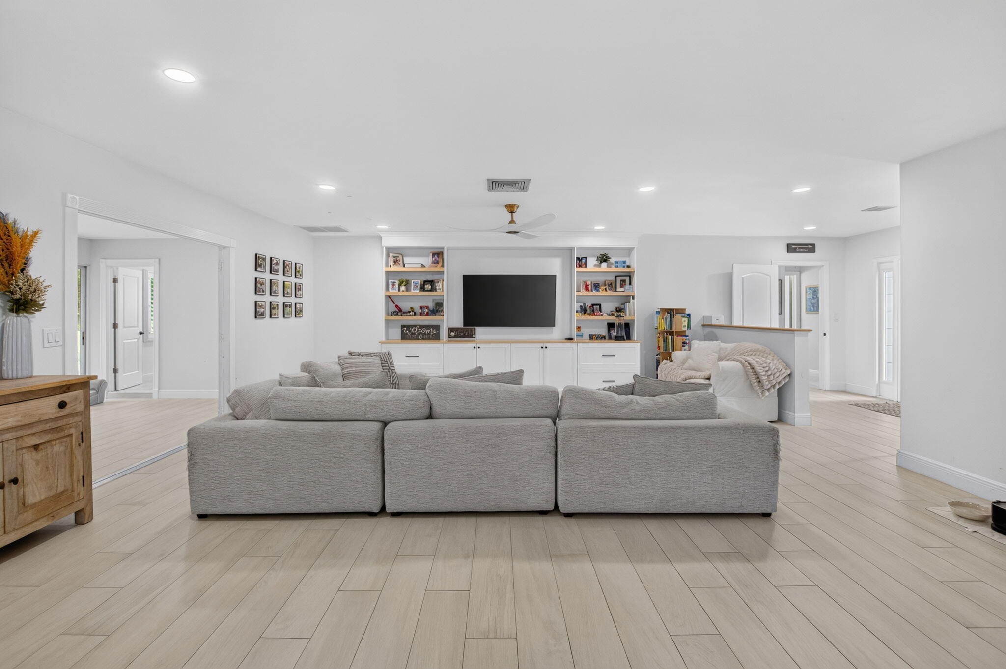 15 Holly Villas