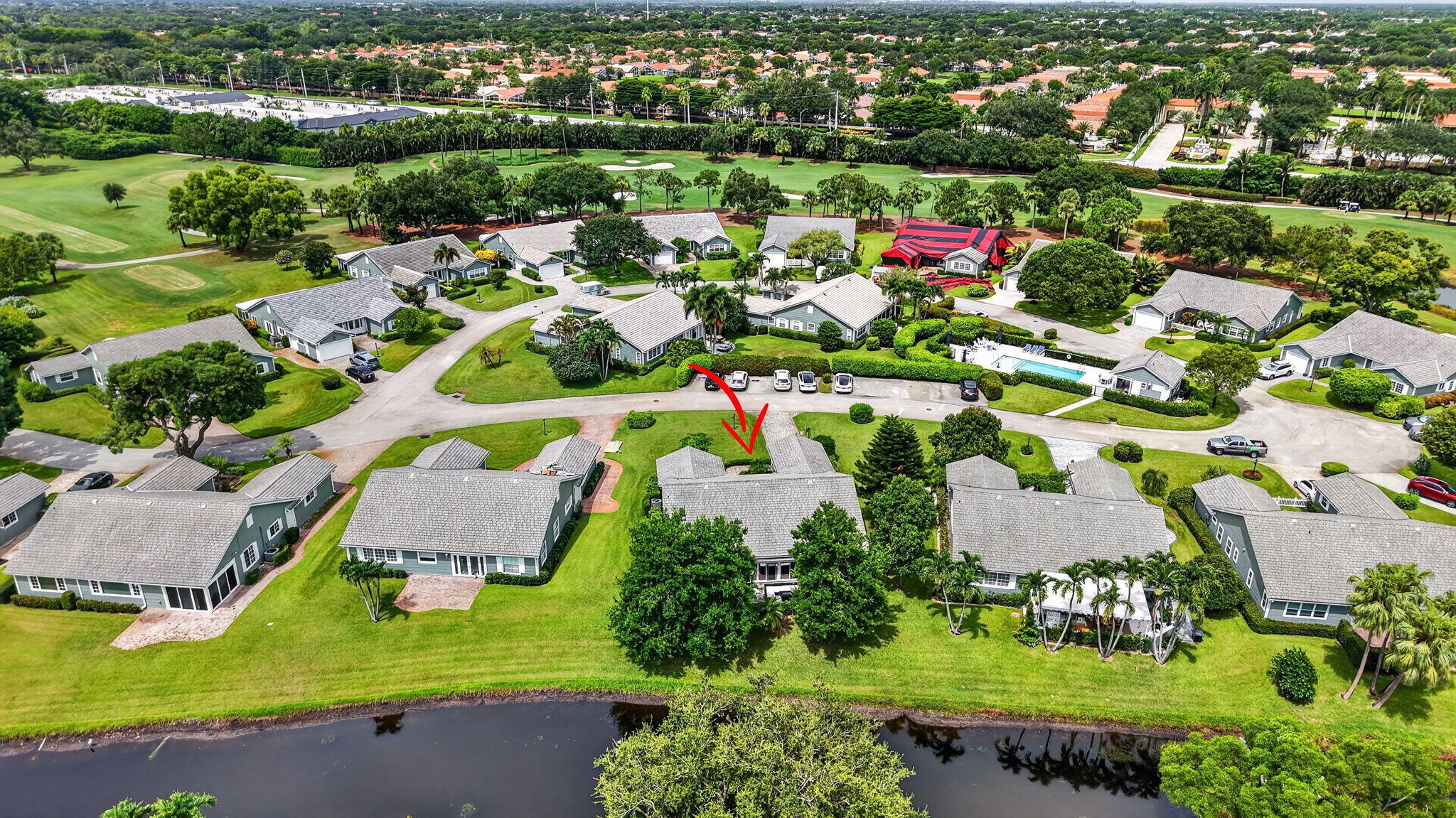 15 Holly Villas