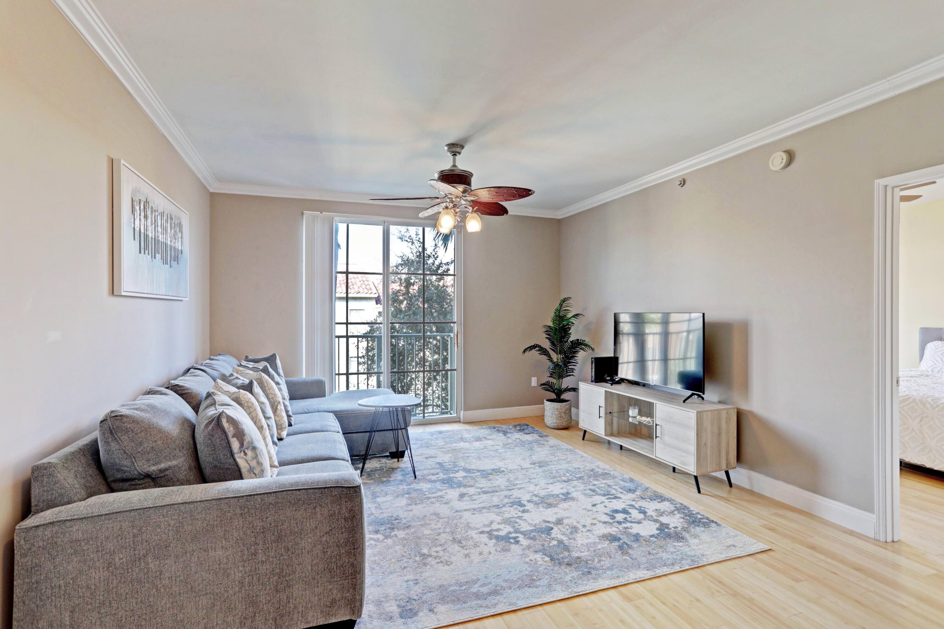 630 S Sapodilla Avenue S 321