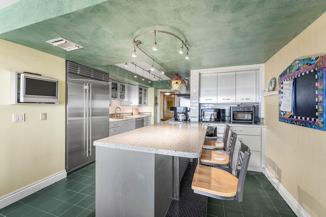 4301 N Ocean Boulevard 504