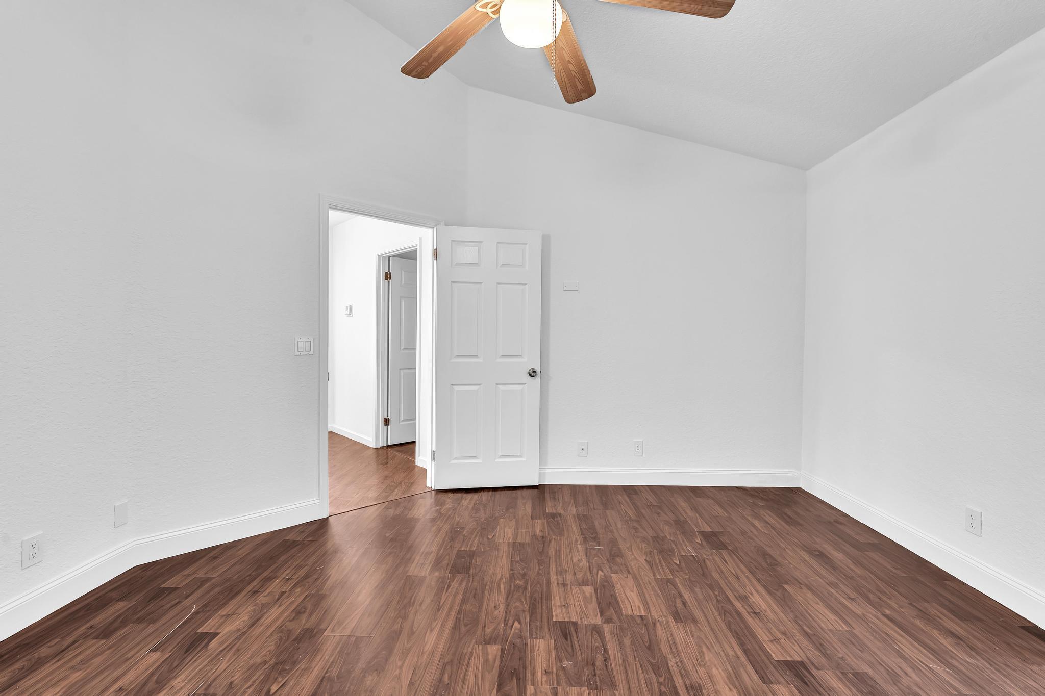 11379 Lakeview Drive