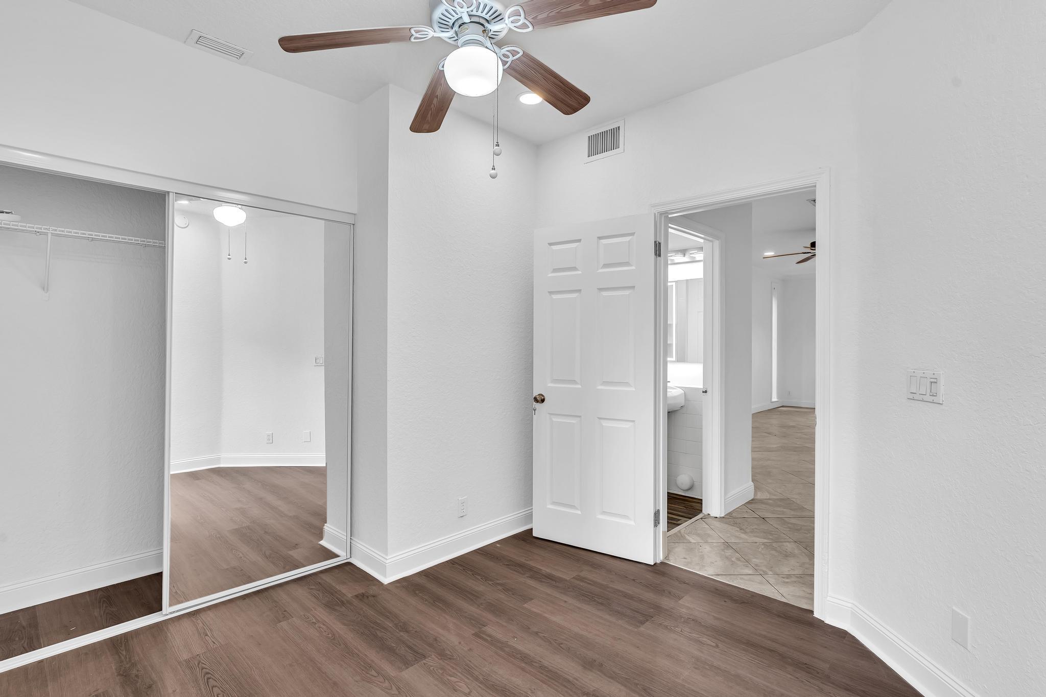 11379 Lakeview Drive