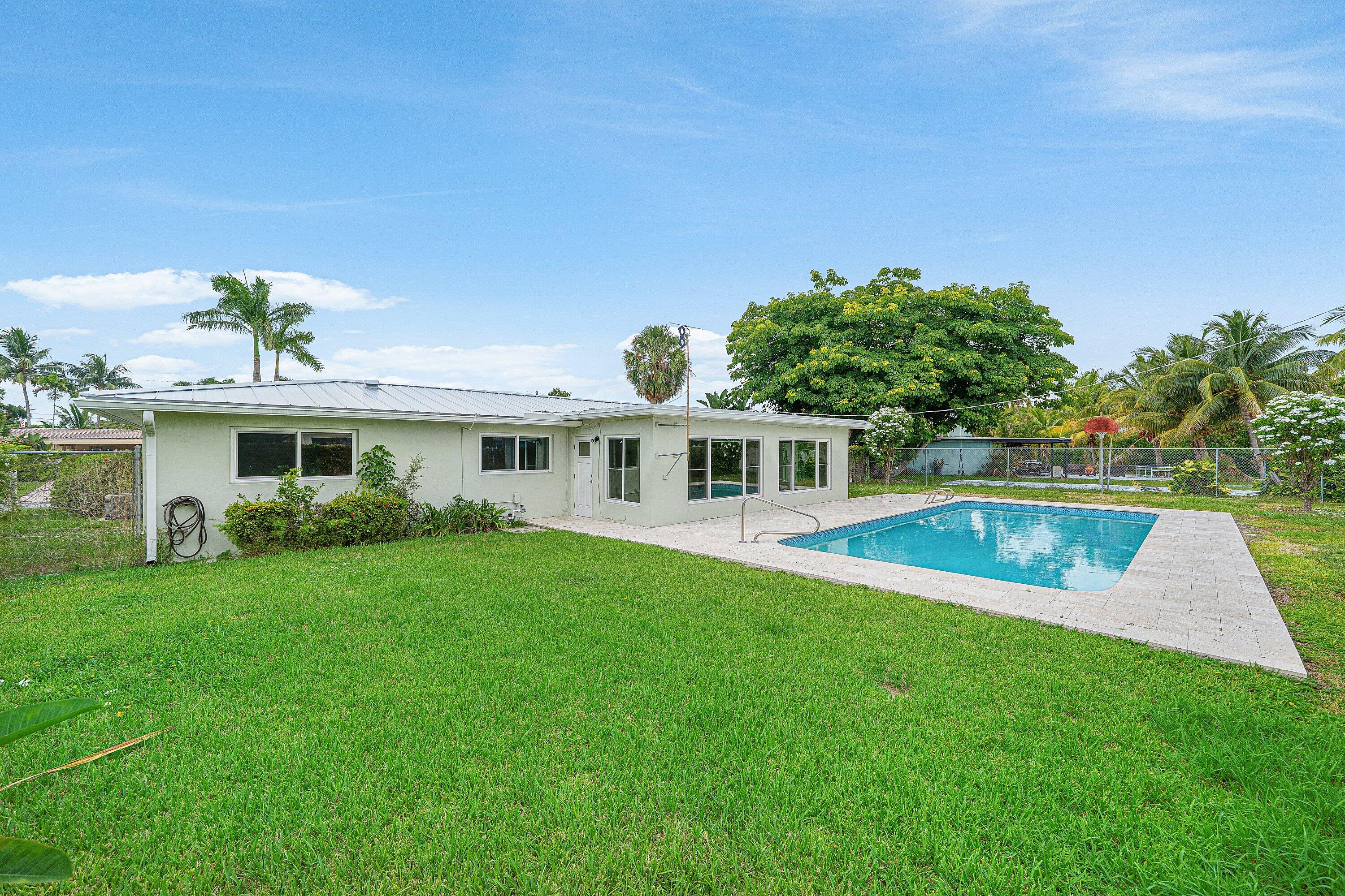 311 NE 23RD Way