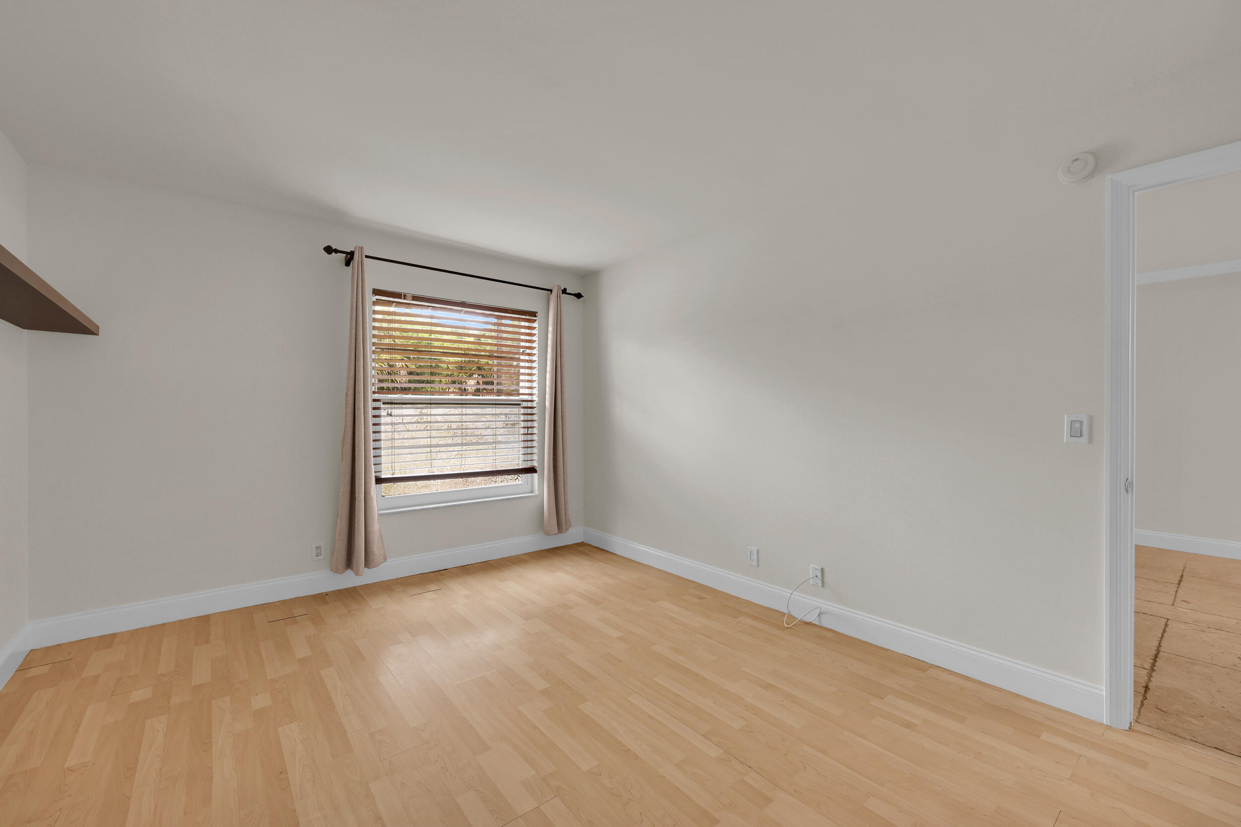 490 NW 20TH Street 1140