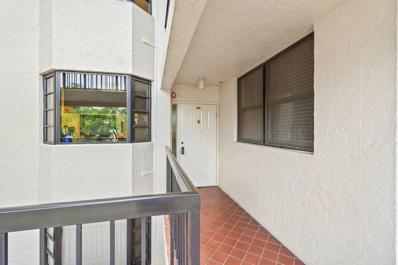 6320 BOCA DEL MAR Drive 302