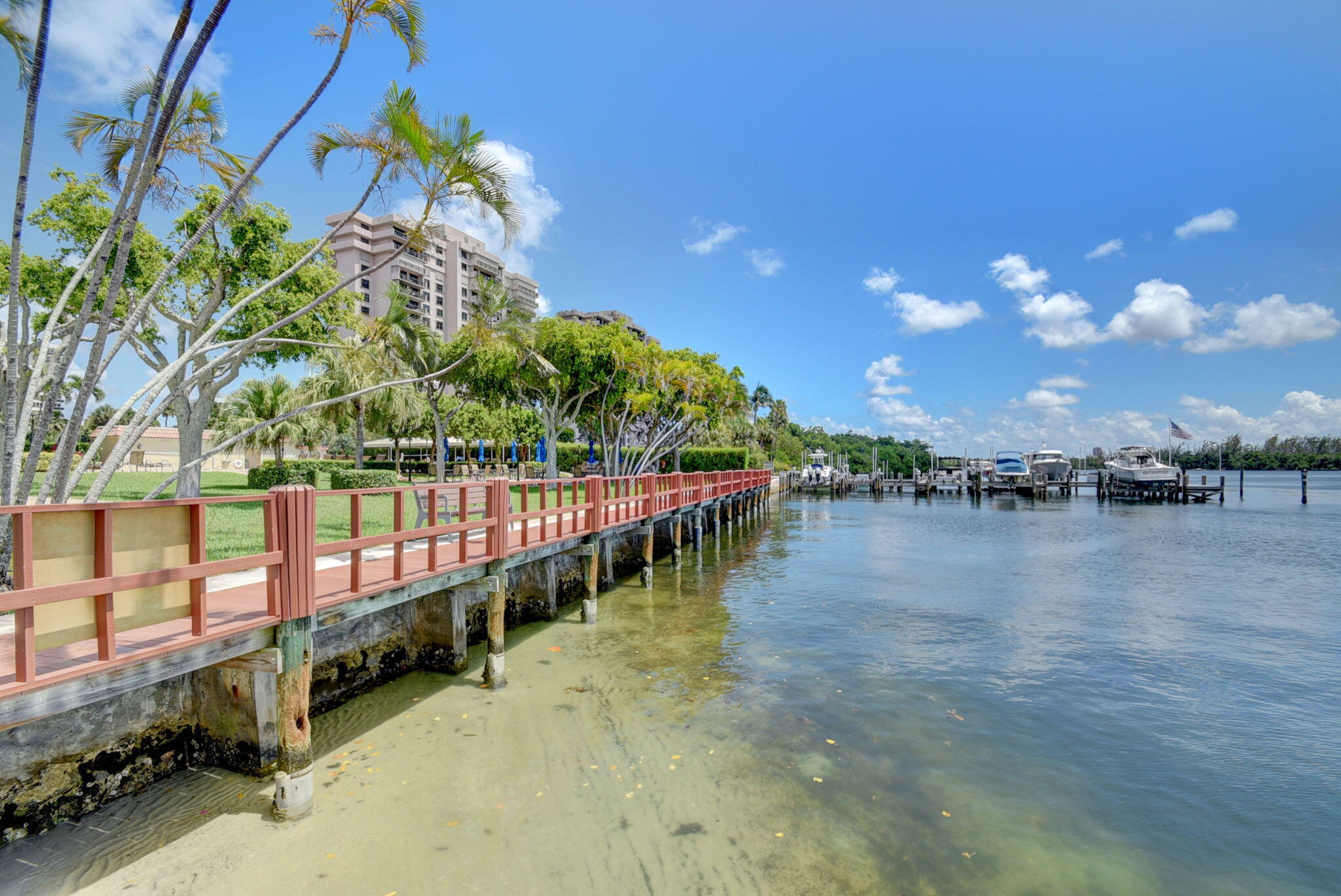 2121 N Ocean Boulevard 1008