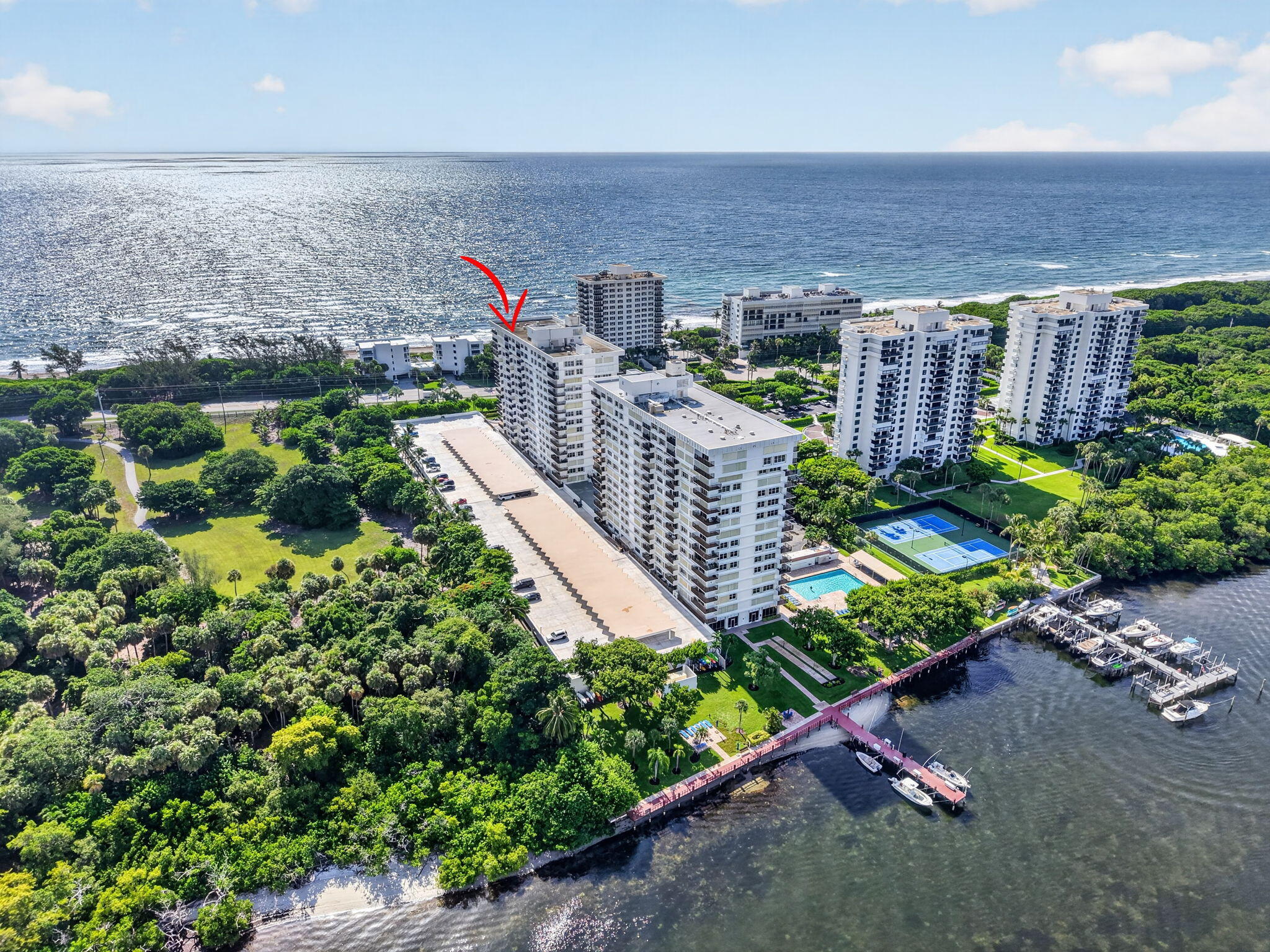 2121 N Ocean Boulevard 1008