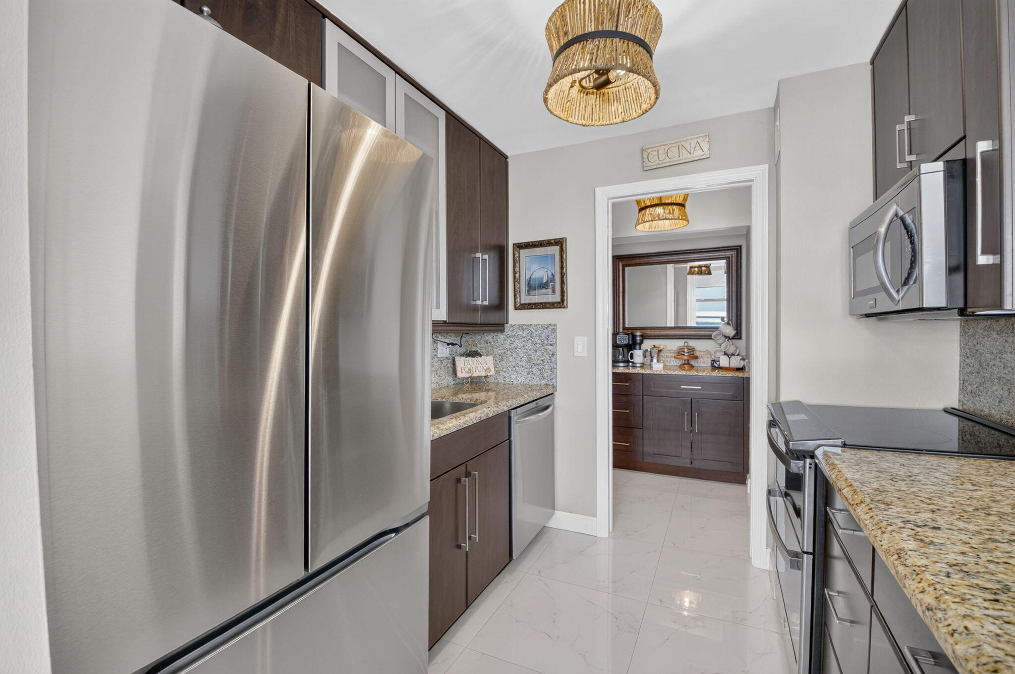 2121 N Ocean Boulevard 1008