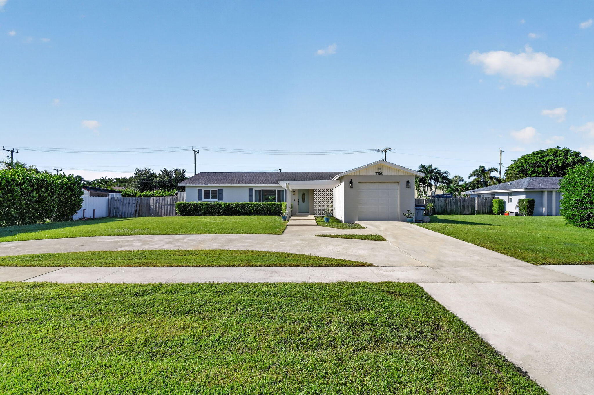 7752 SAINT ANDREWS Road