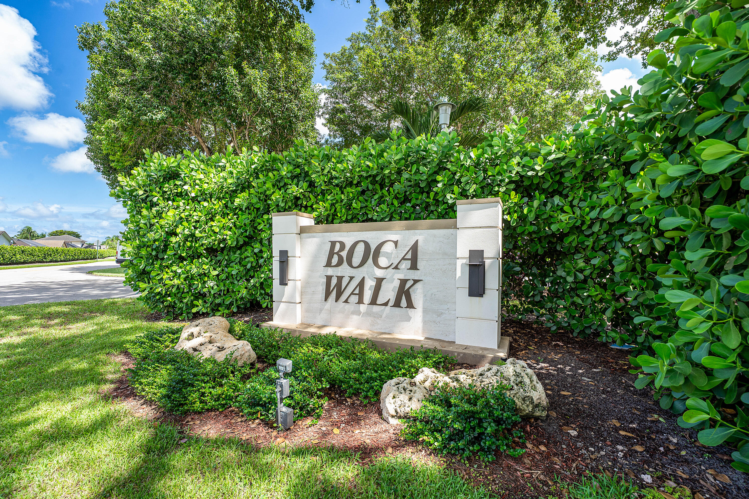 6351 Walk Circle