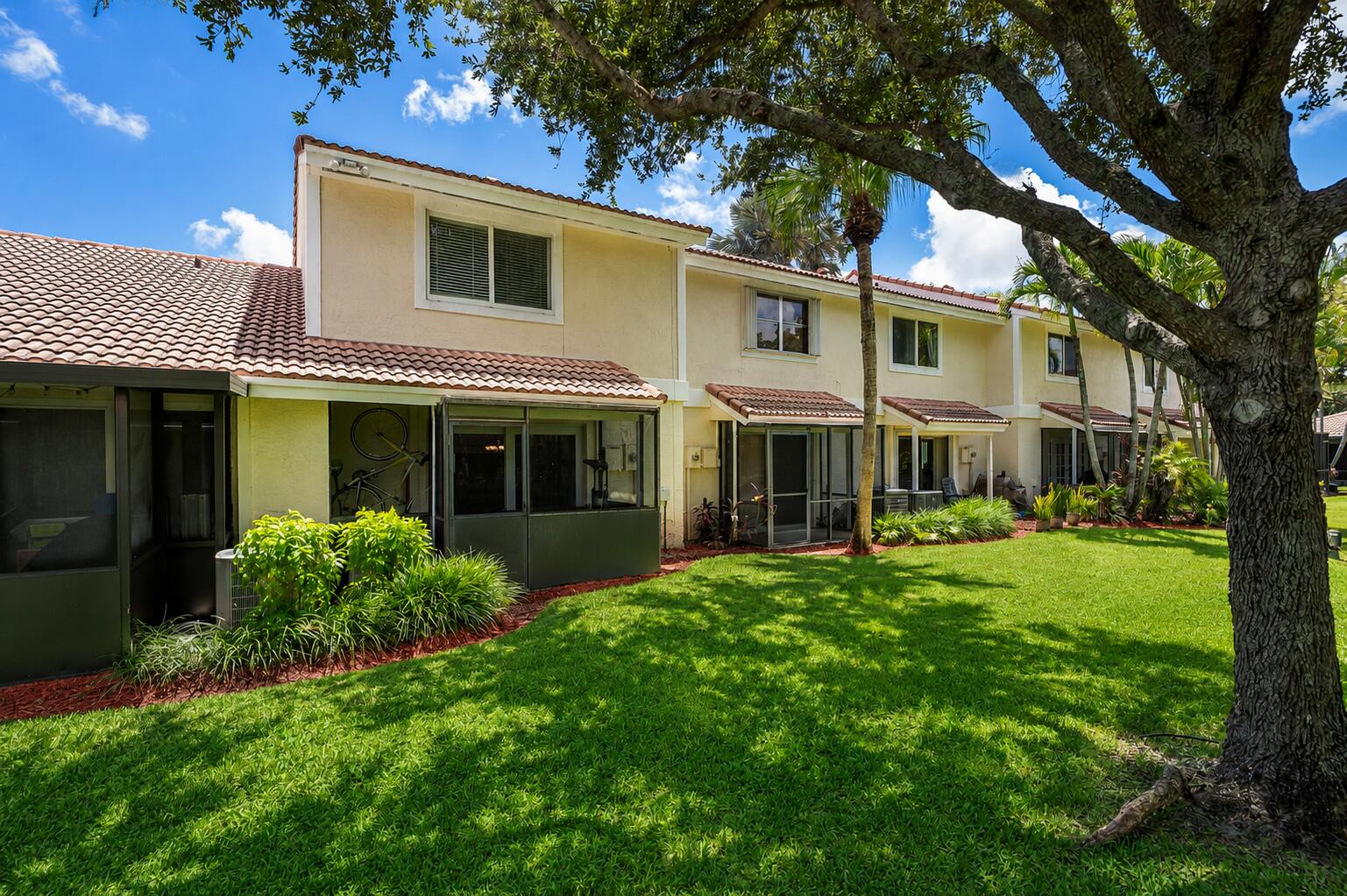 6351 Walk Circle