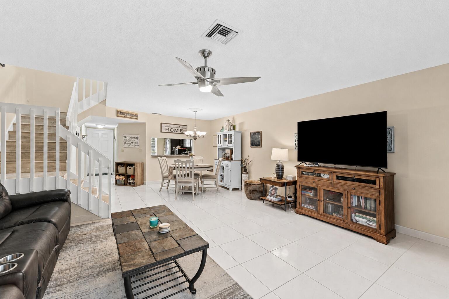6351 Walk Circle