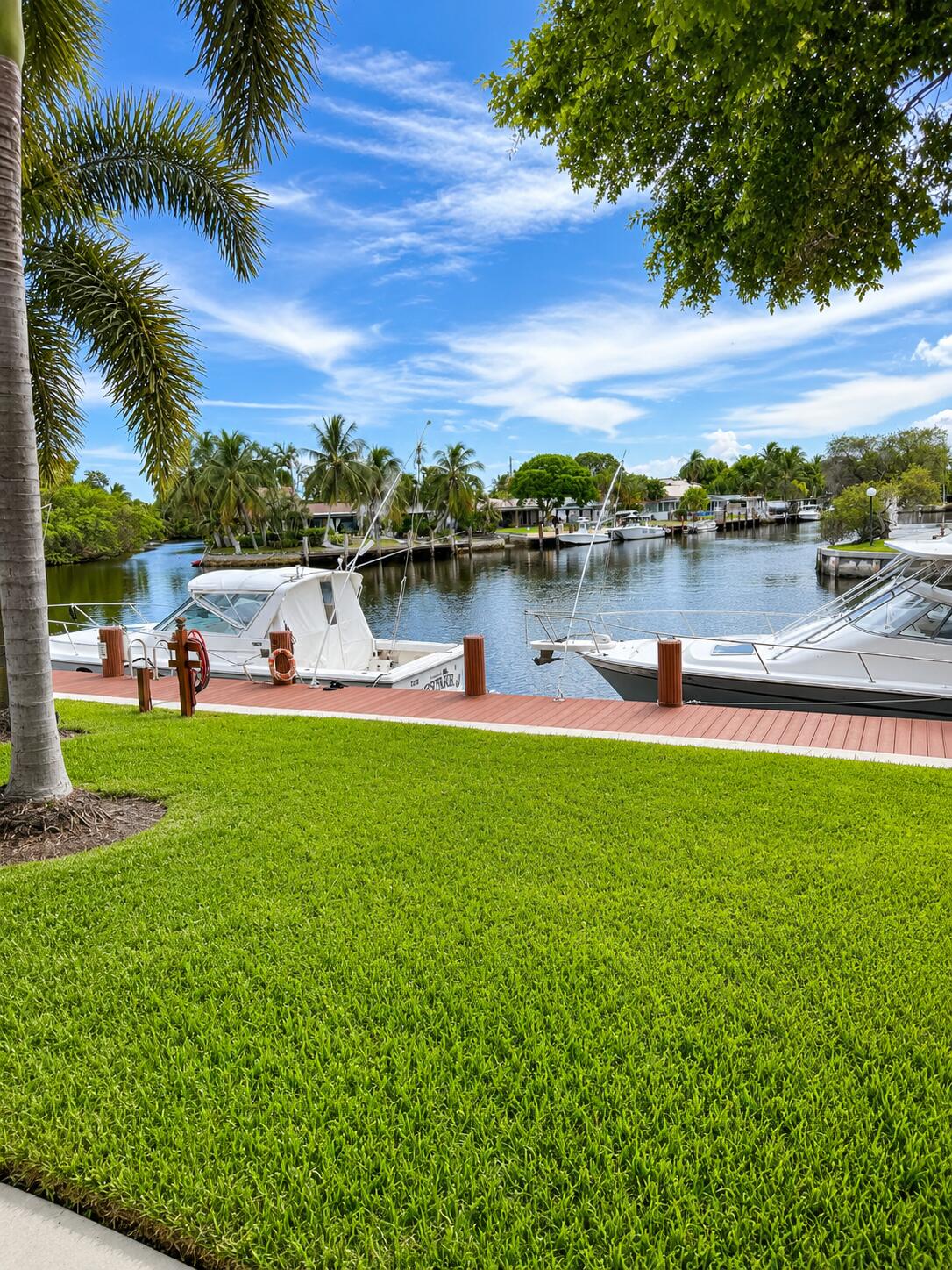 7 Royal Palm Way 505