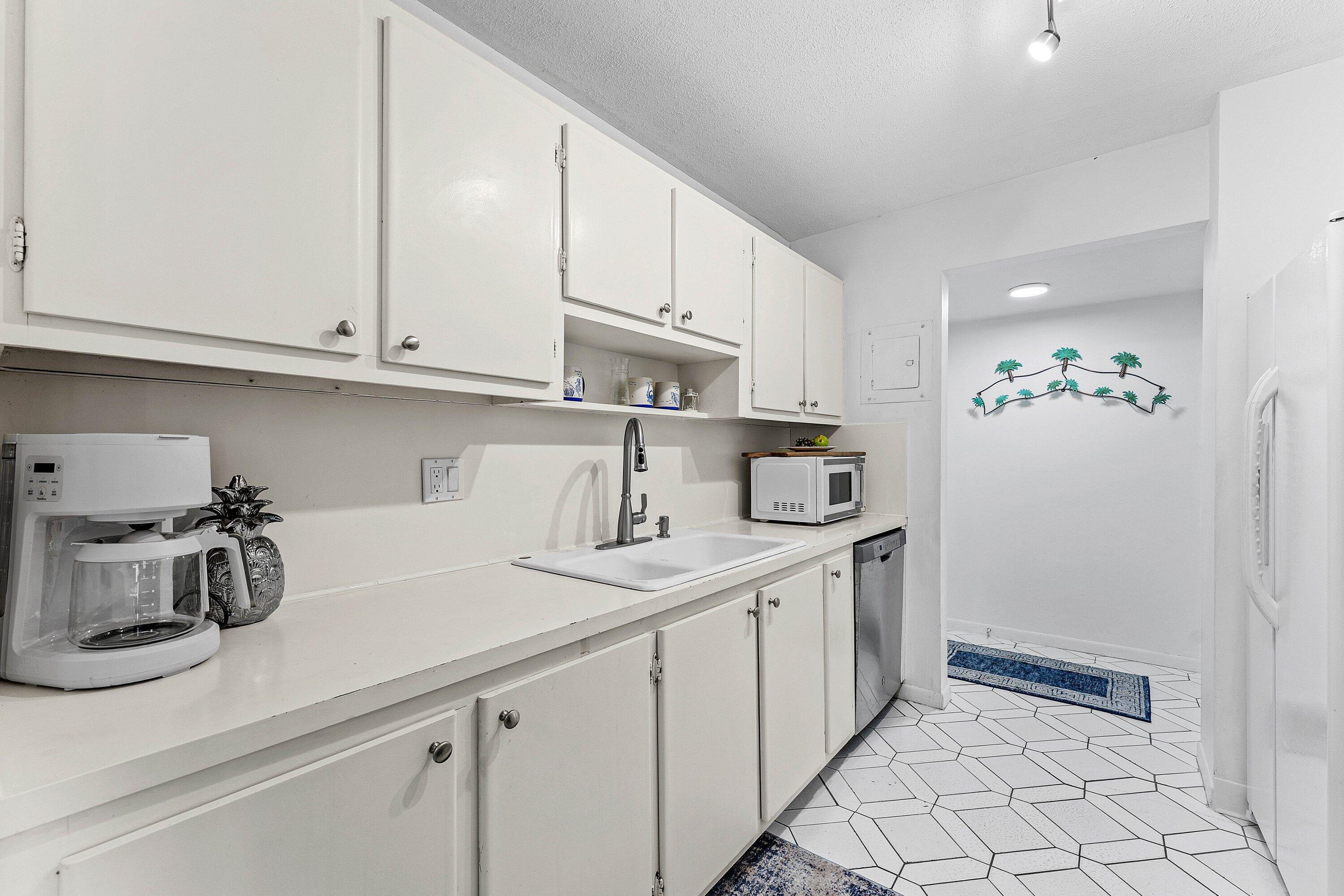 1111 S Ocean Boulevard 315