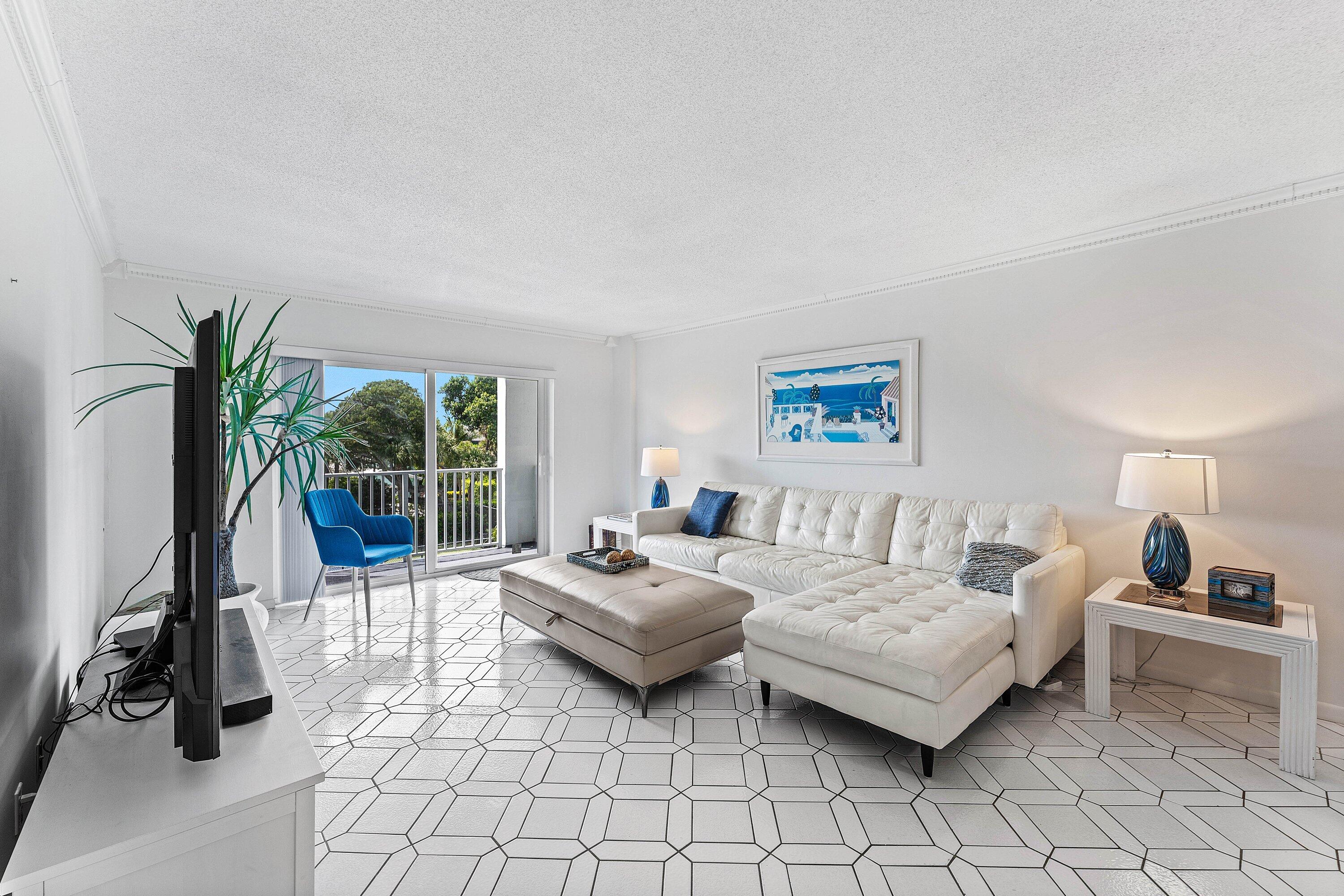 1111 S Ocean Boulevard 315