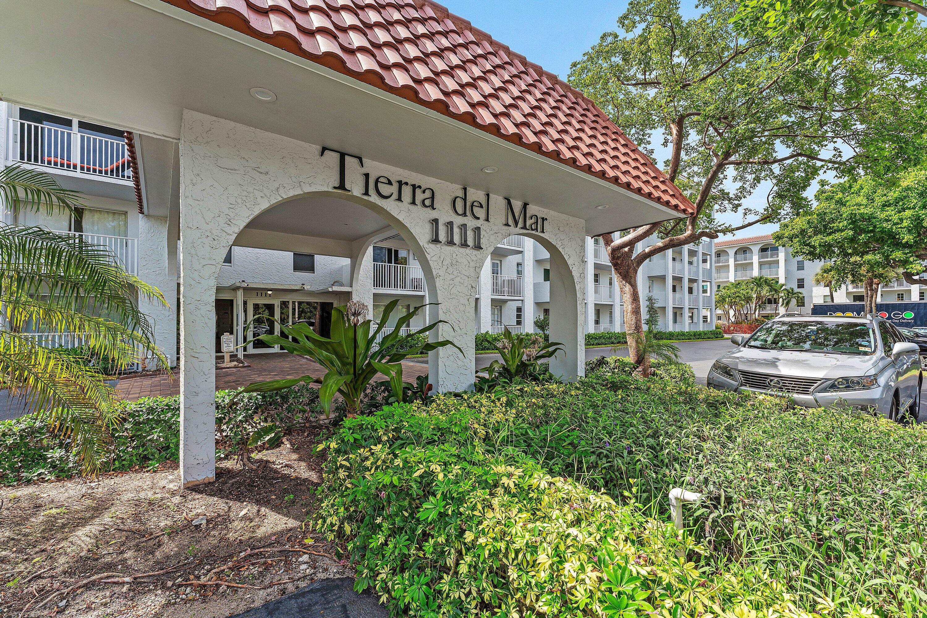 1111 S Ocean Boulevard 315
