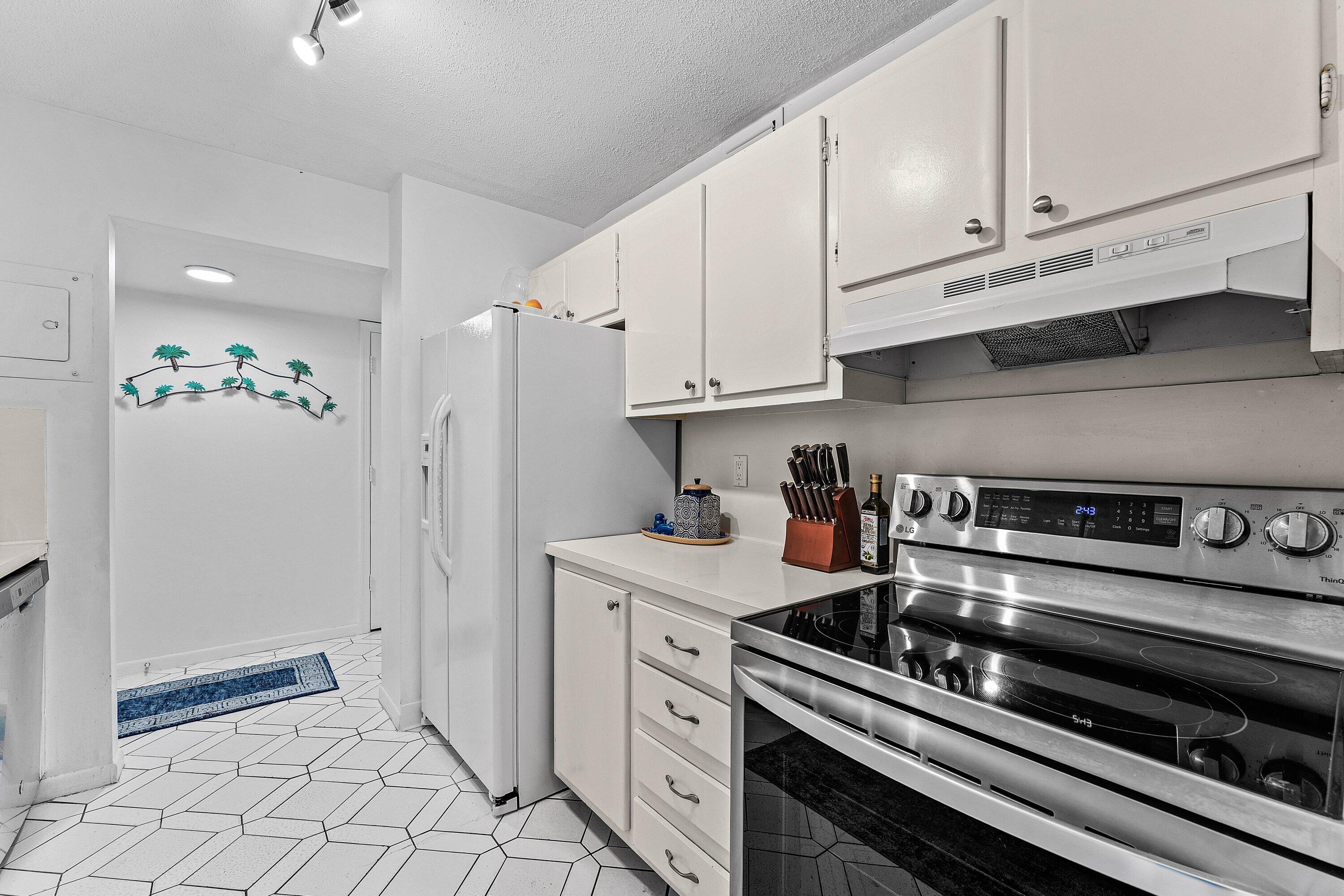 1111 S Ocean Boulevard 315