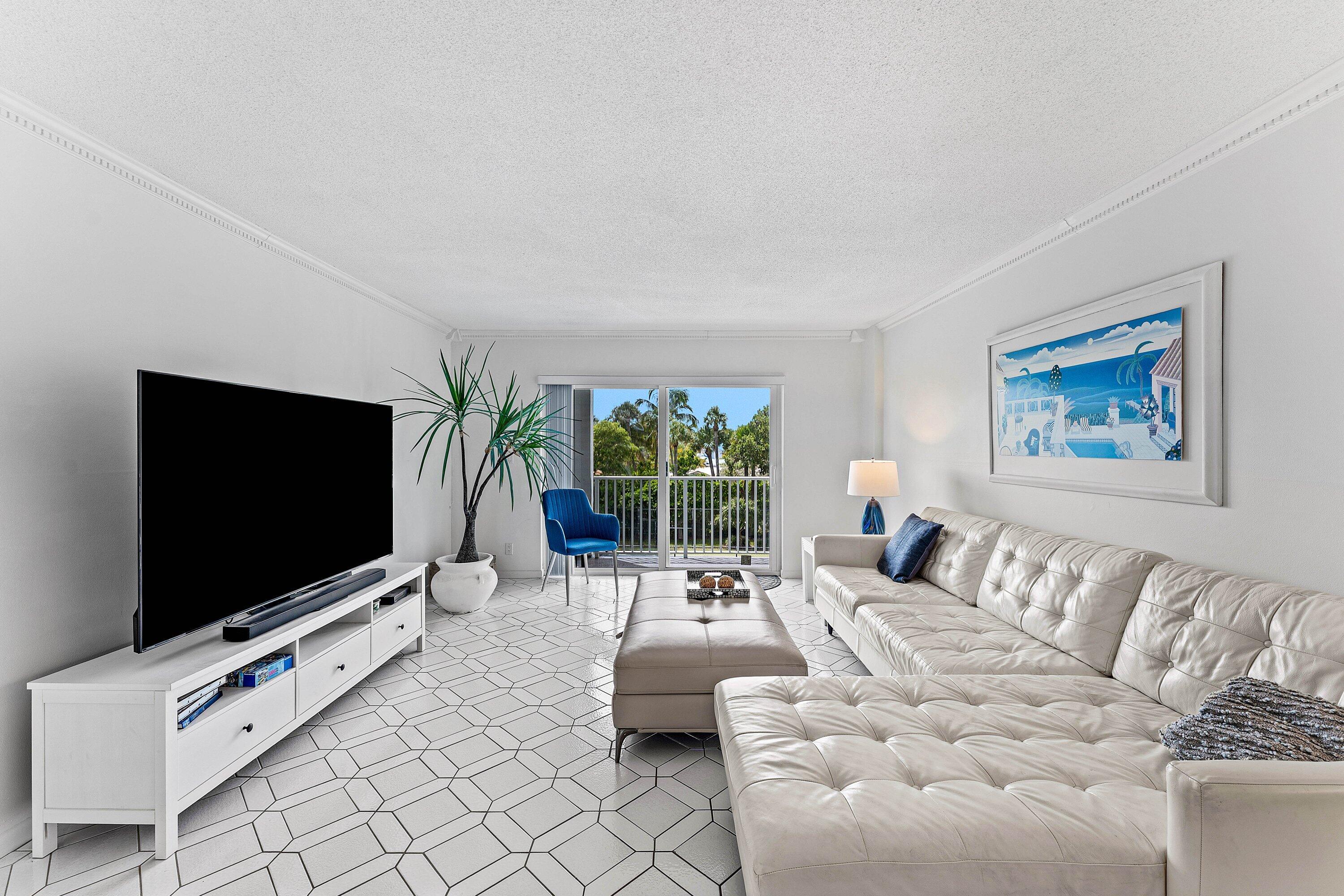 1111 S Ocean Boulevard 315