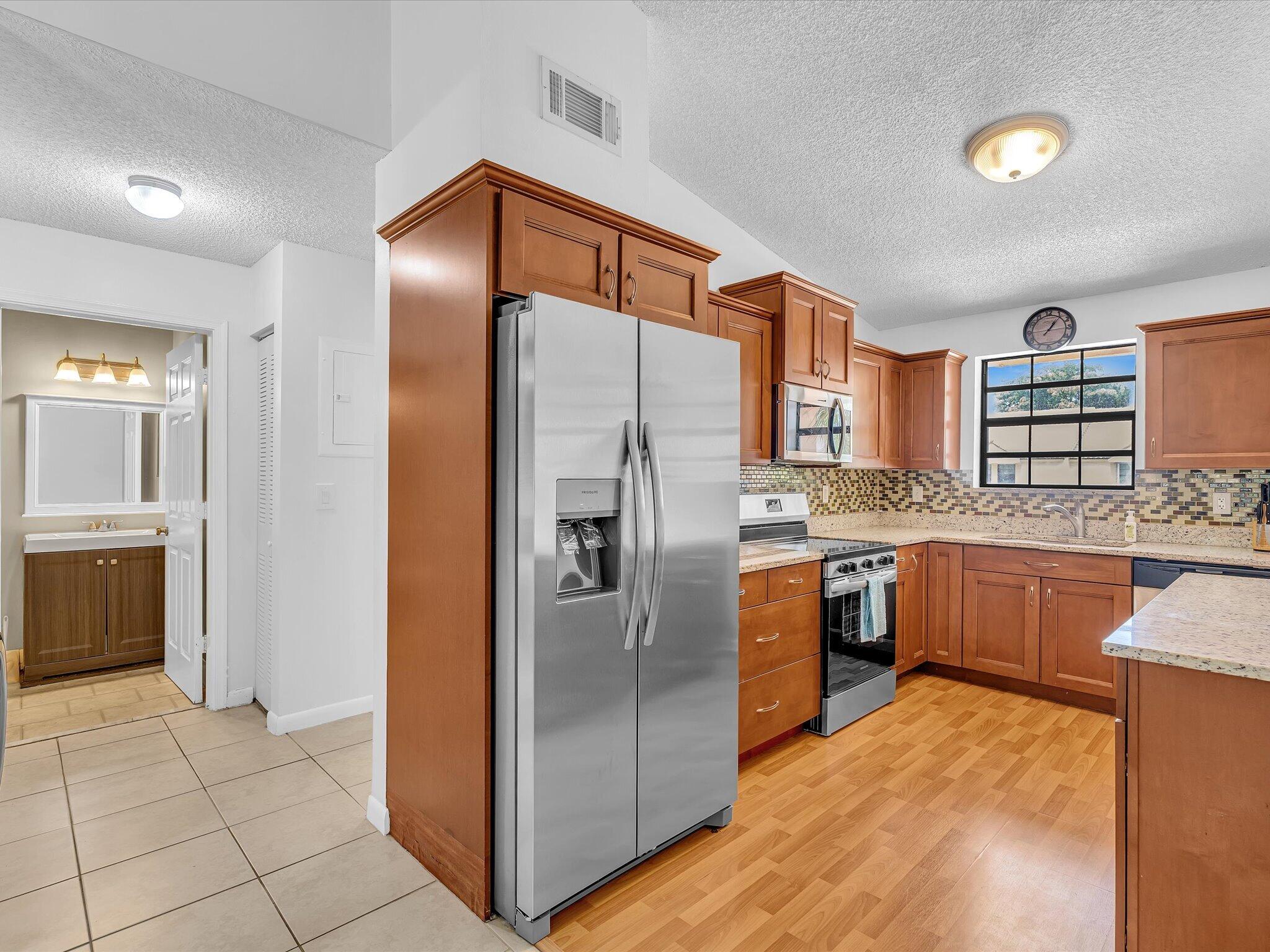 3160 LEEWOOD Terrace L218