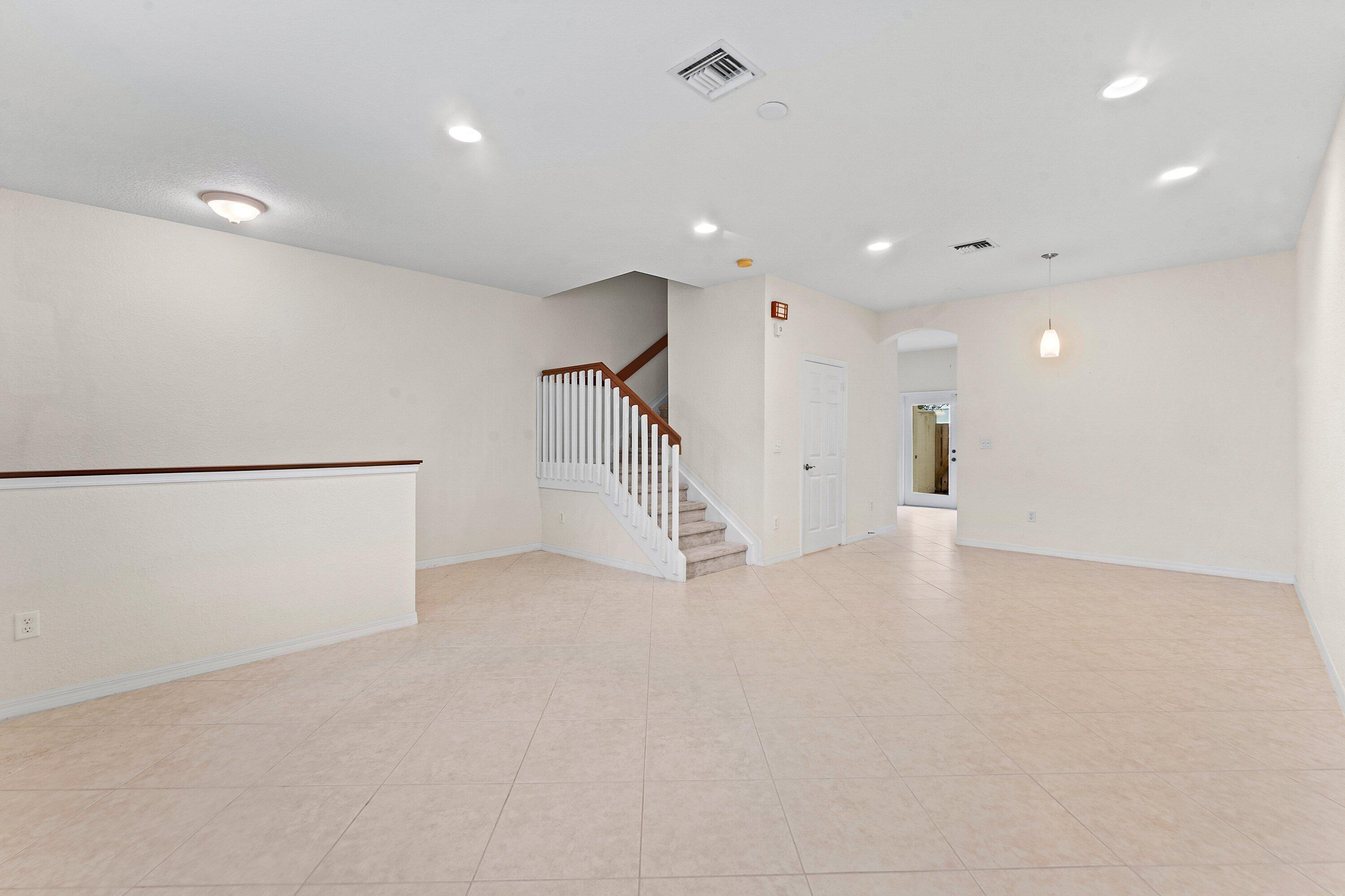 118 Seagrape Drive 107