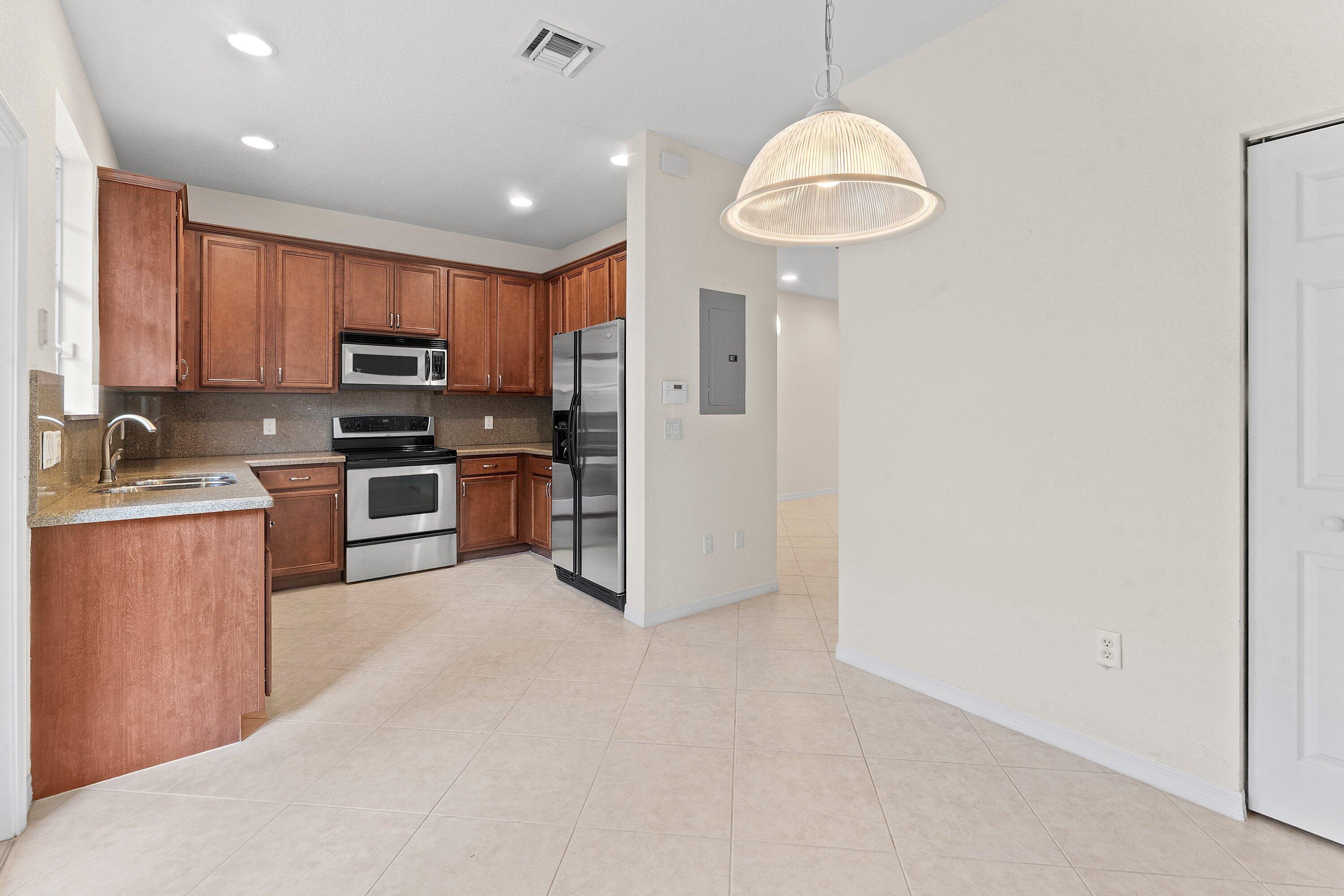 118 Seagrape Drive 107