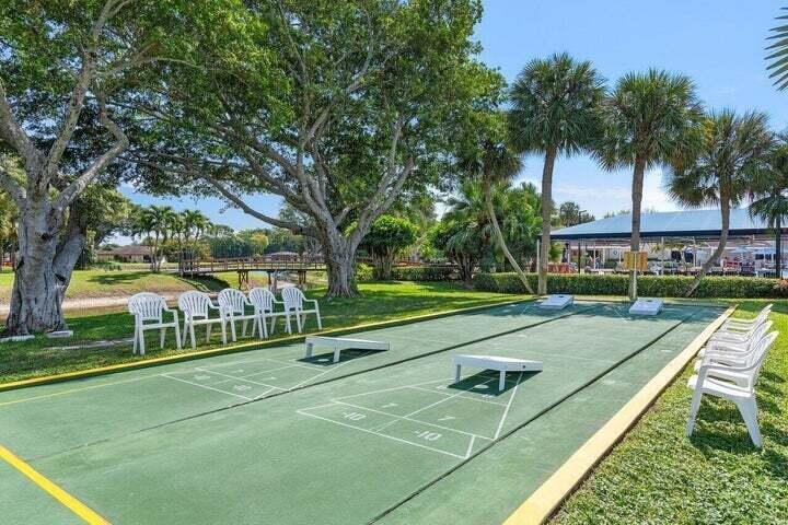 10110 CEDAR POINT Boulevard 203