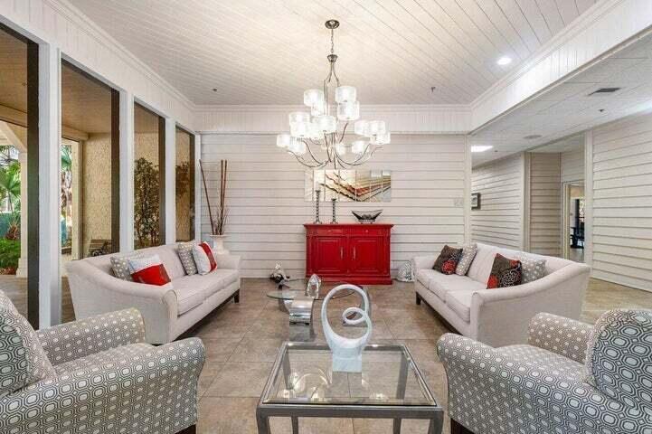 10110 CEDAR POINT Boulevard 203