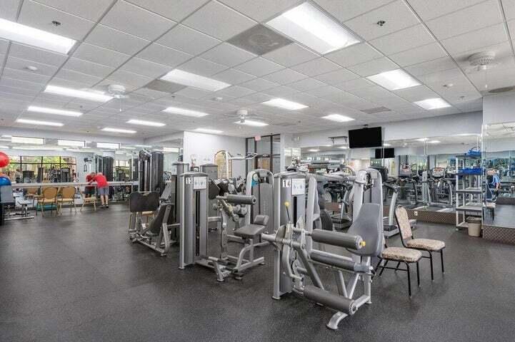 10110 CEDAR POINT Boulevard 203