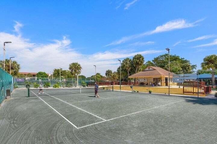 10110 CEDAR POINT Boulevard 203