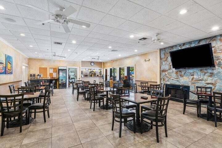 10110 CEDAR POINT Boulevard 203